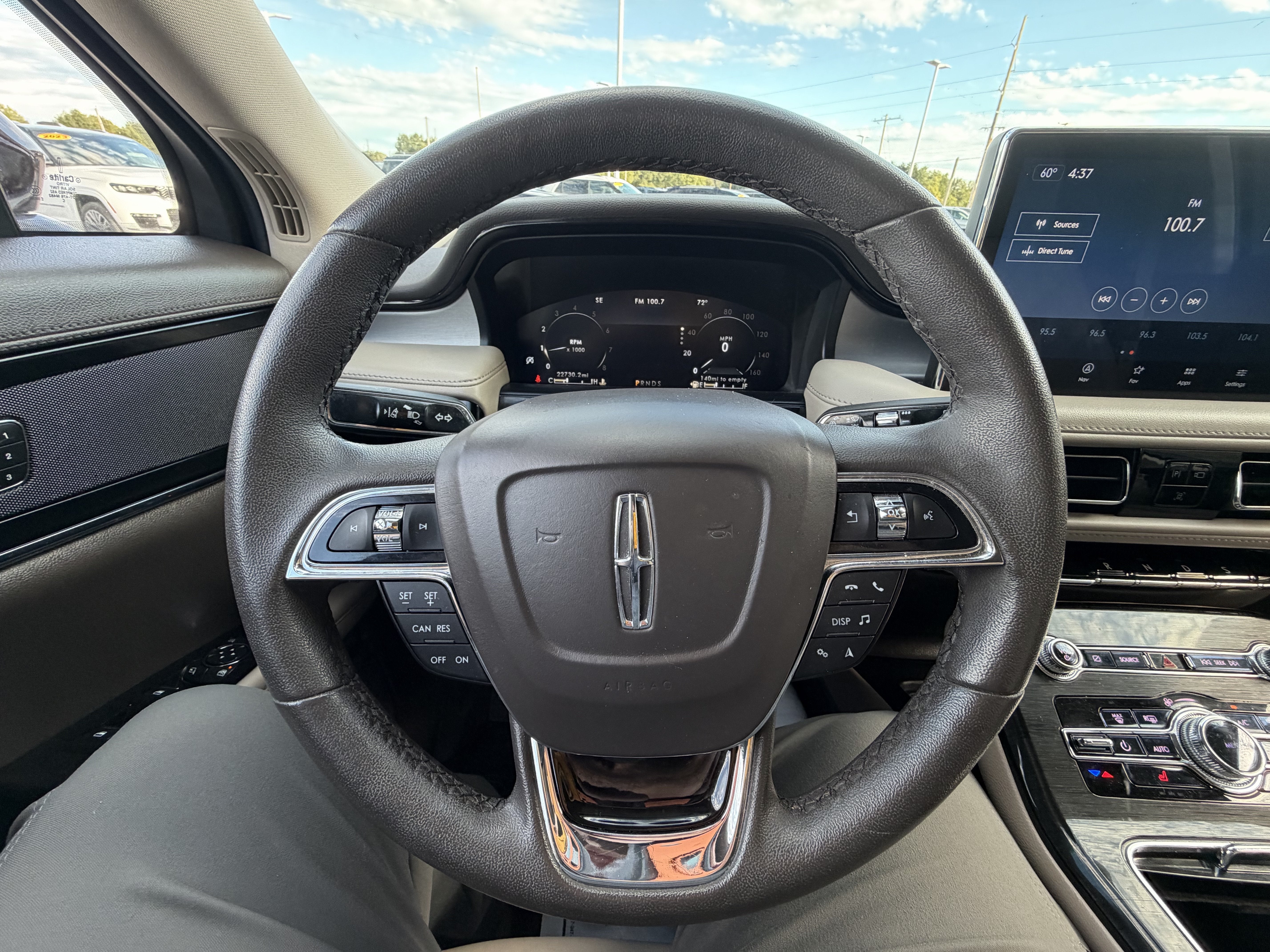 2023 Lincoln Nautilus Standard