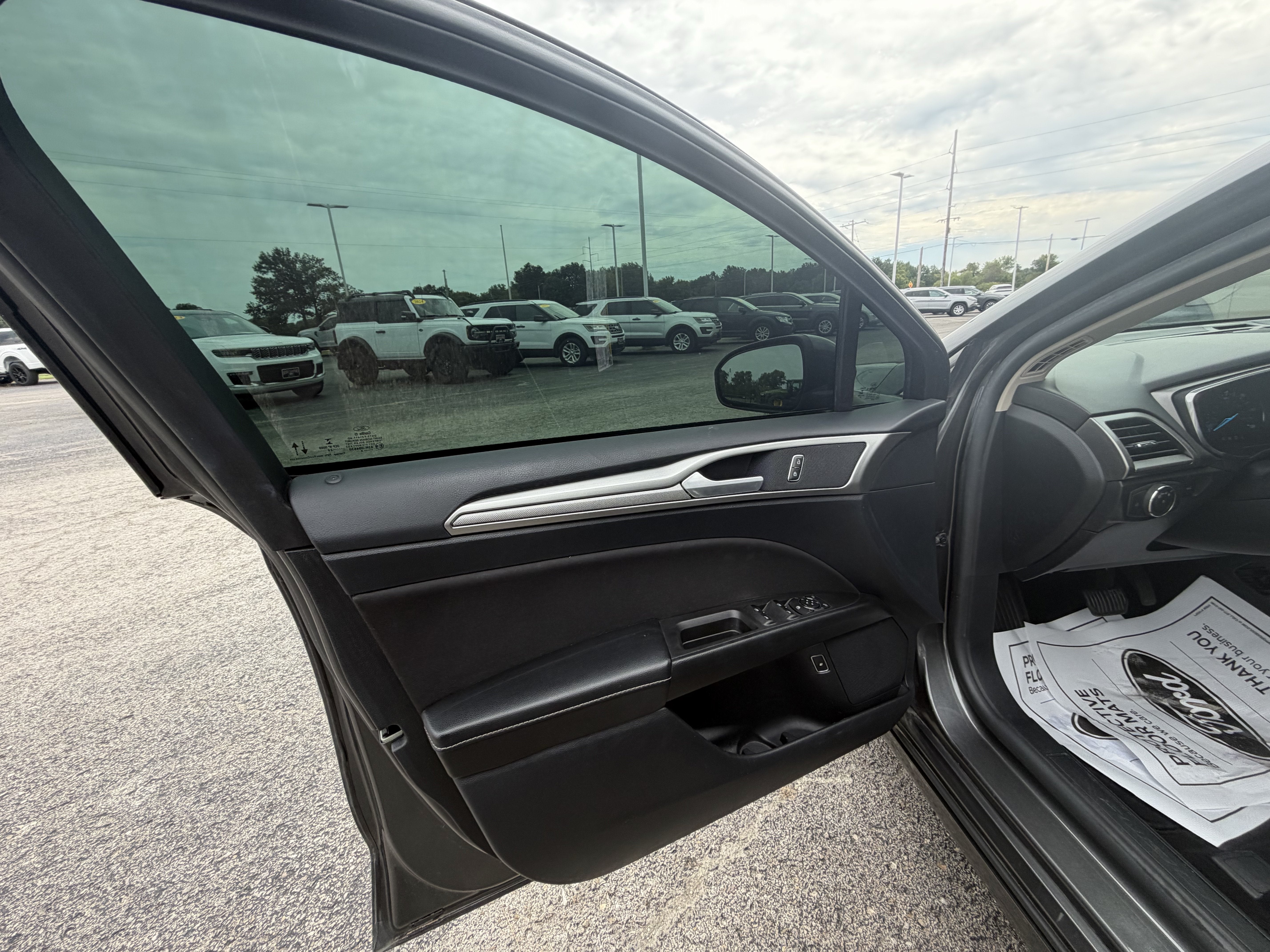2020 Ford Fusion Hybrid SE