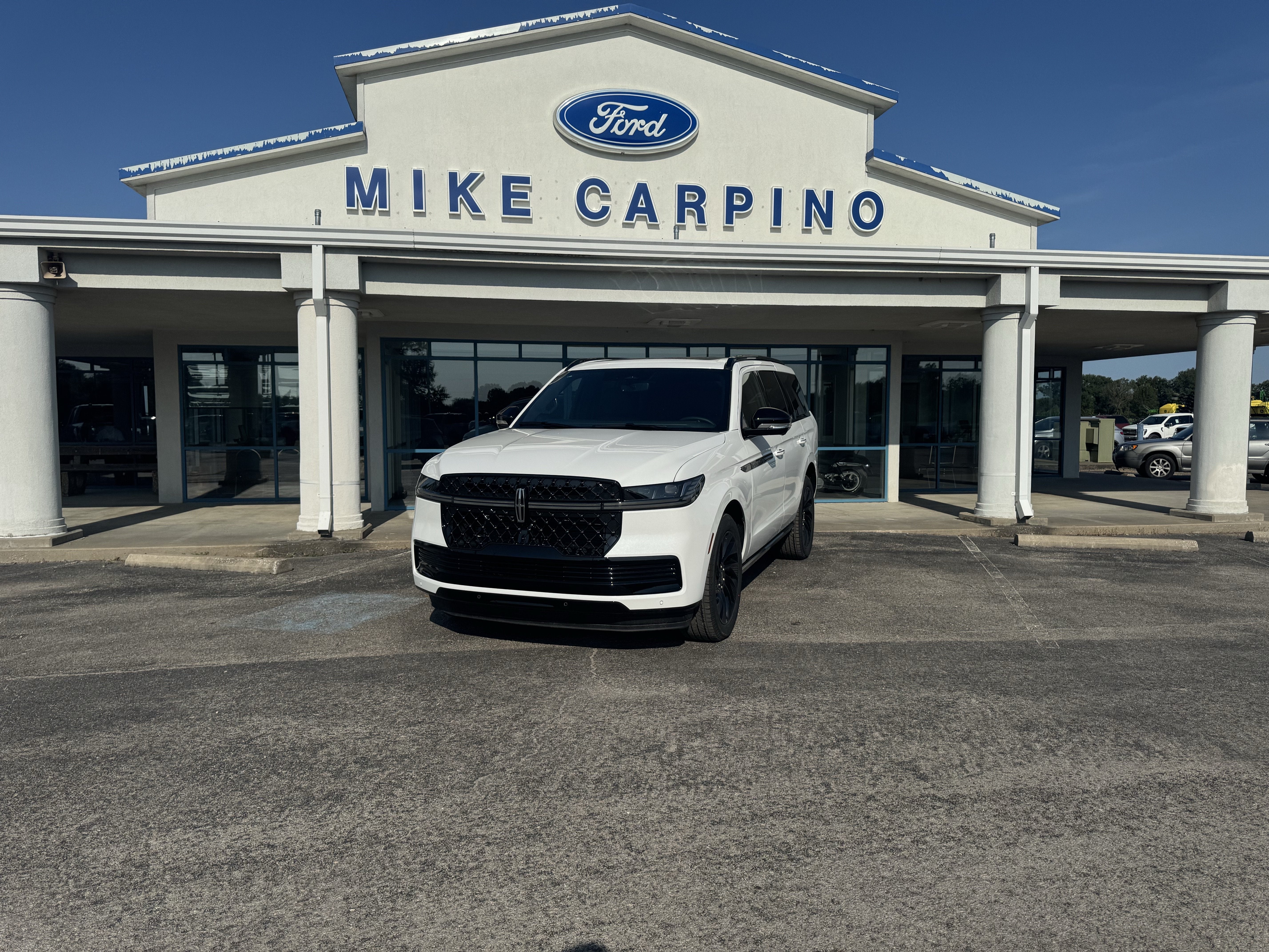2027 Lincoln Navigator Reserve