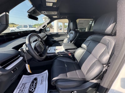 2027 Lincoln Navigator Reserve