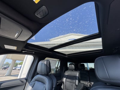 2027 Lincoln Navigator Reserve