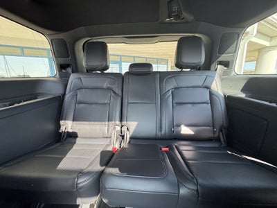2027 Lincoln Navigator Reserve