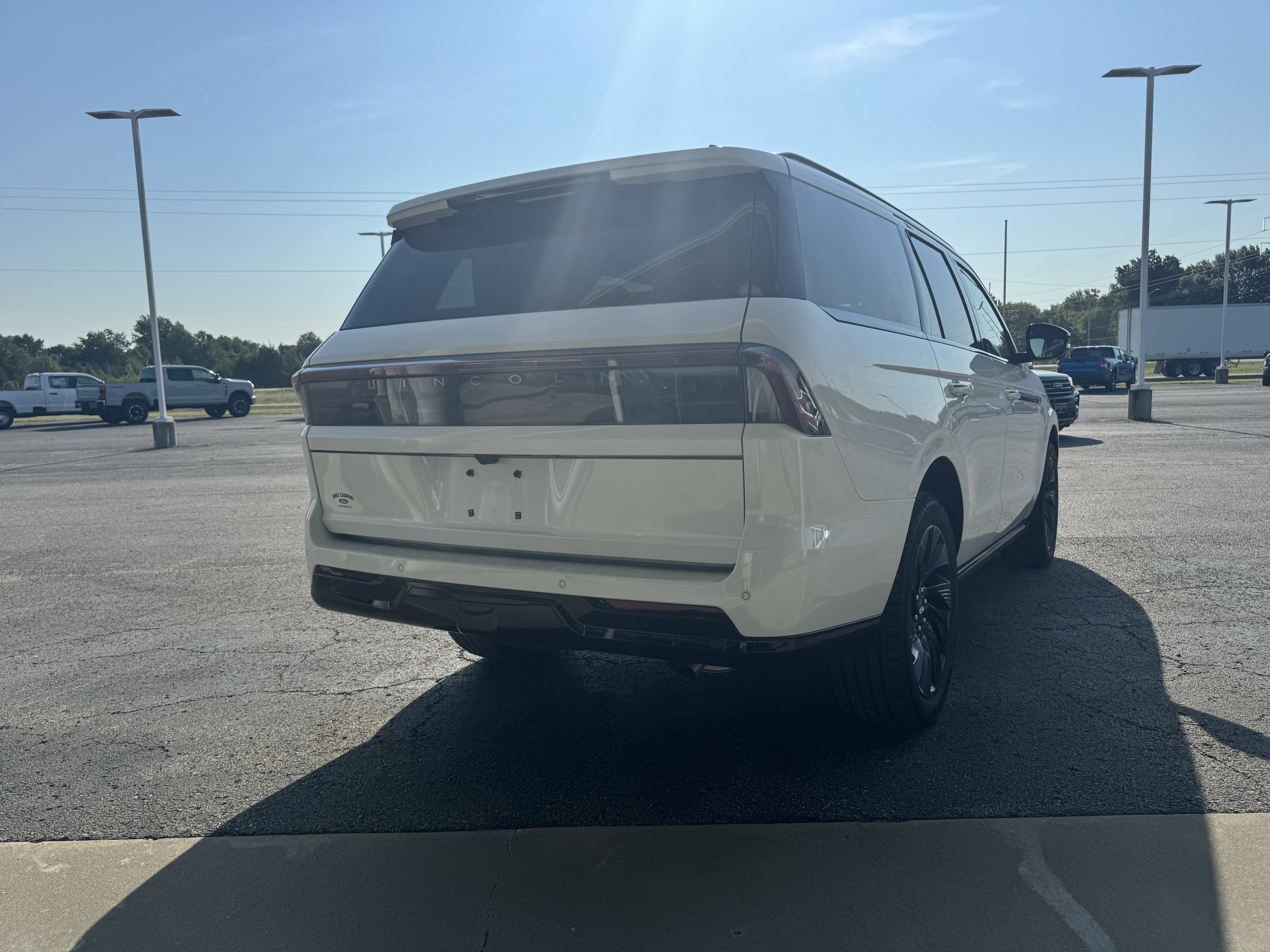 2027 Lincoln Navigator Reserve