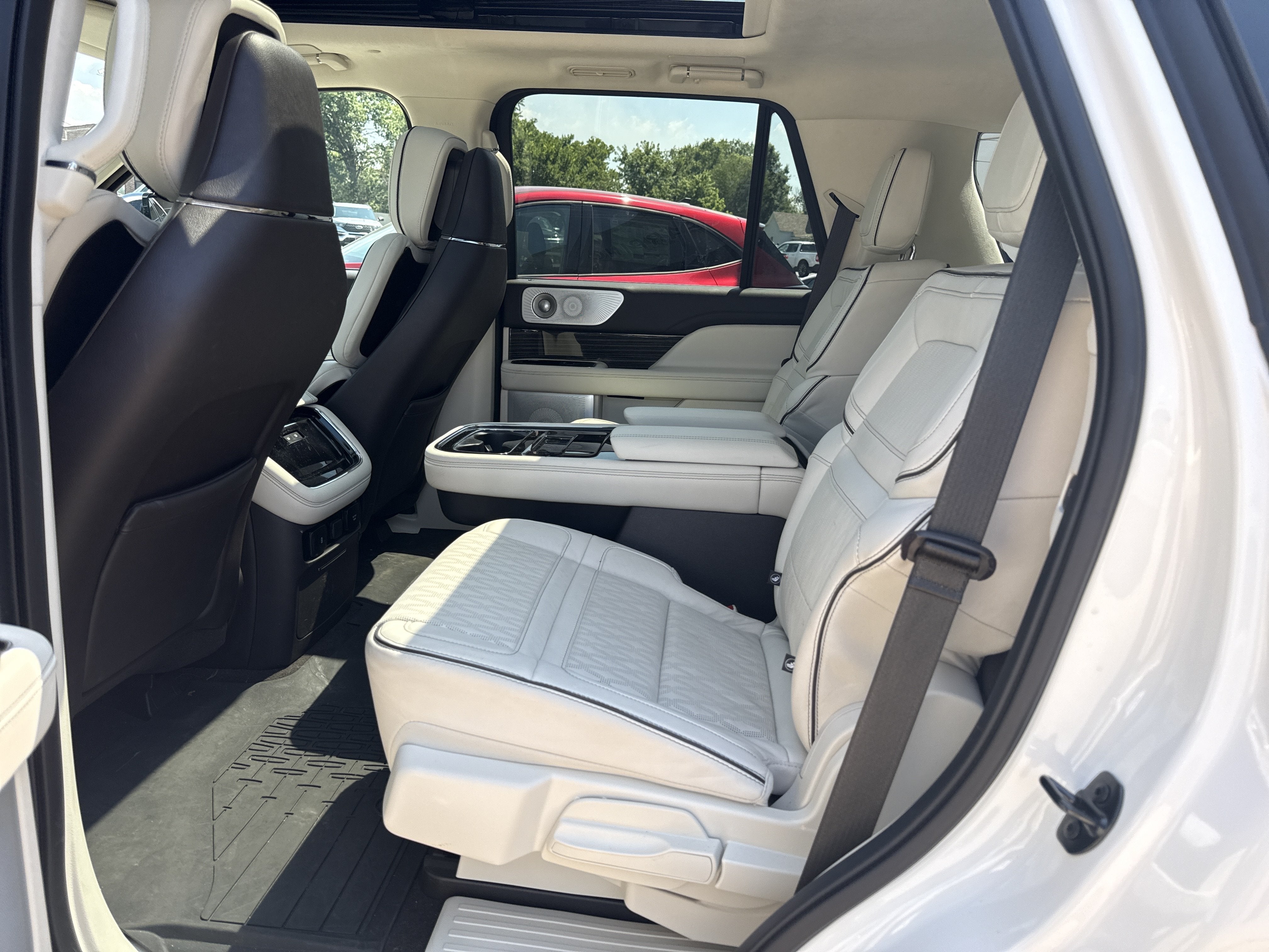 2024 Lincoln Navigator Black Label