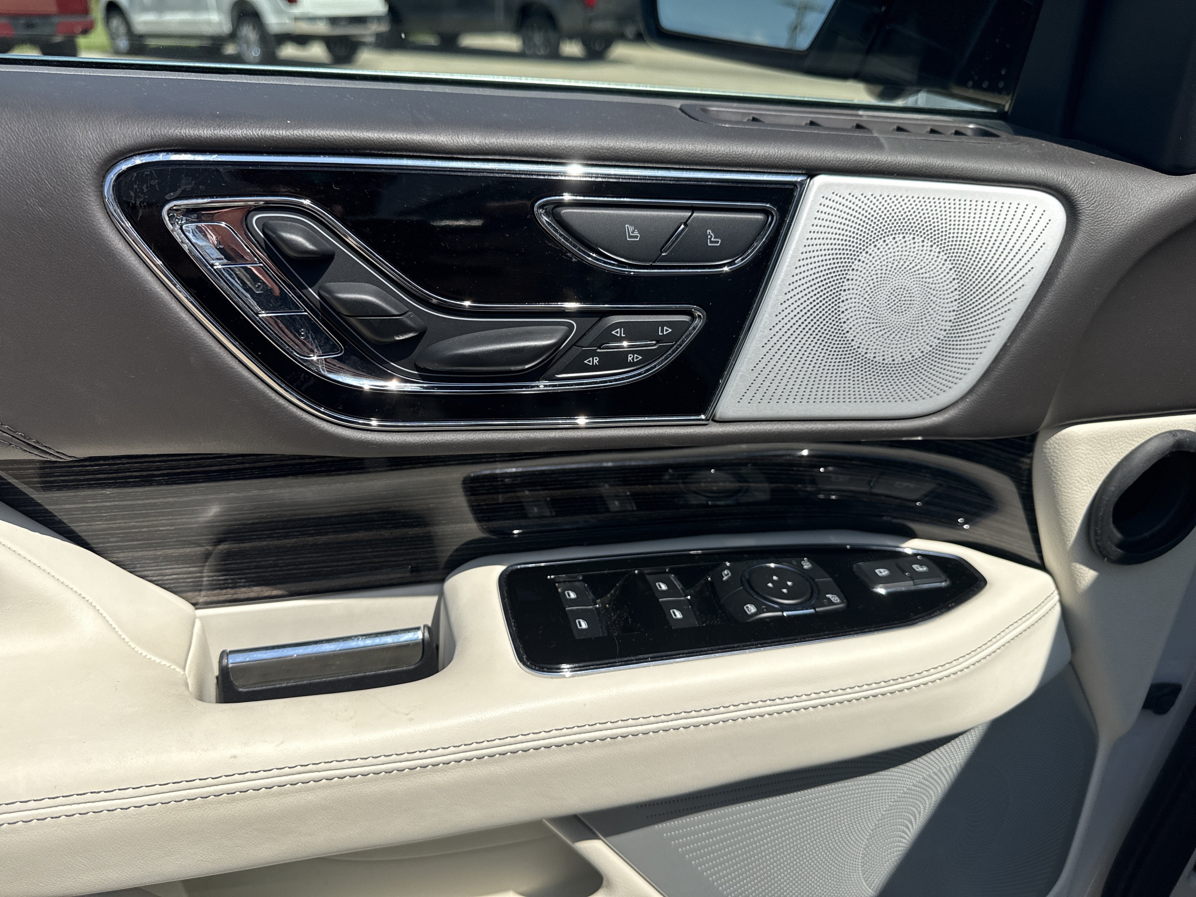 2024 Lincoln Navigator Black Label