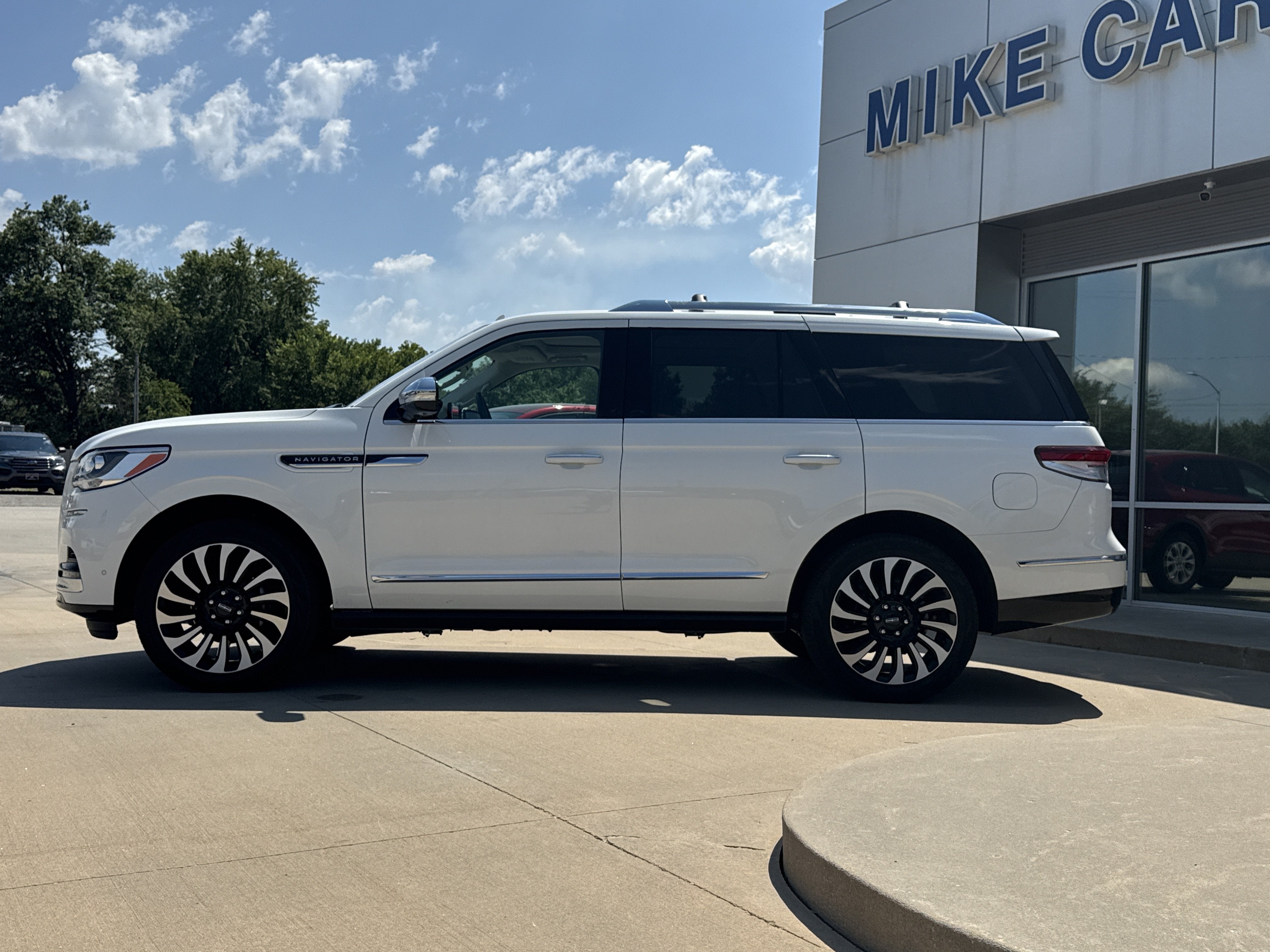 2024 Lincoln Navigator Black Label
