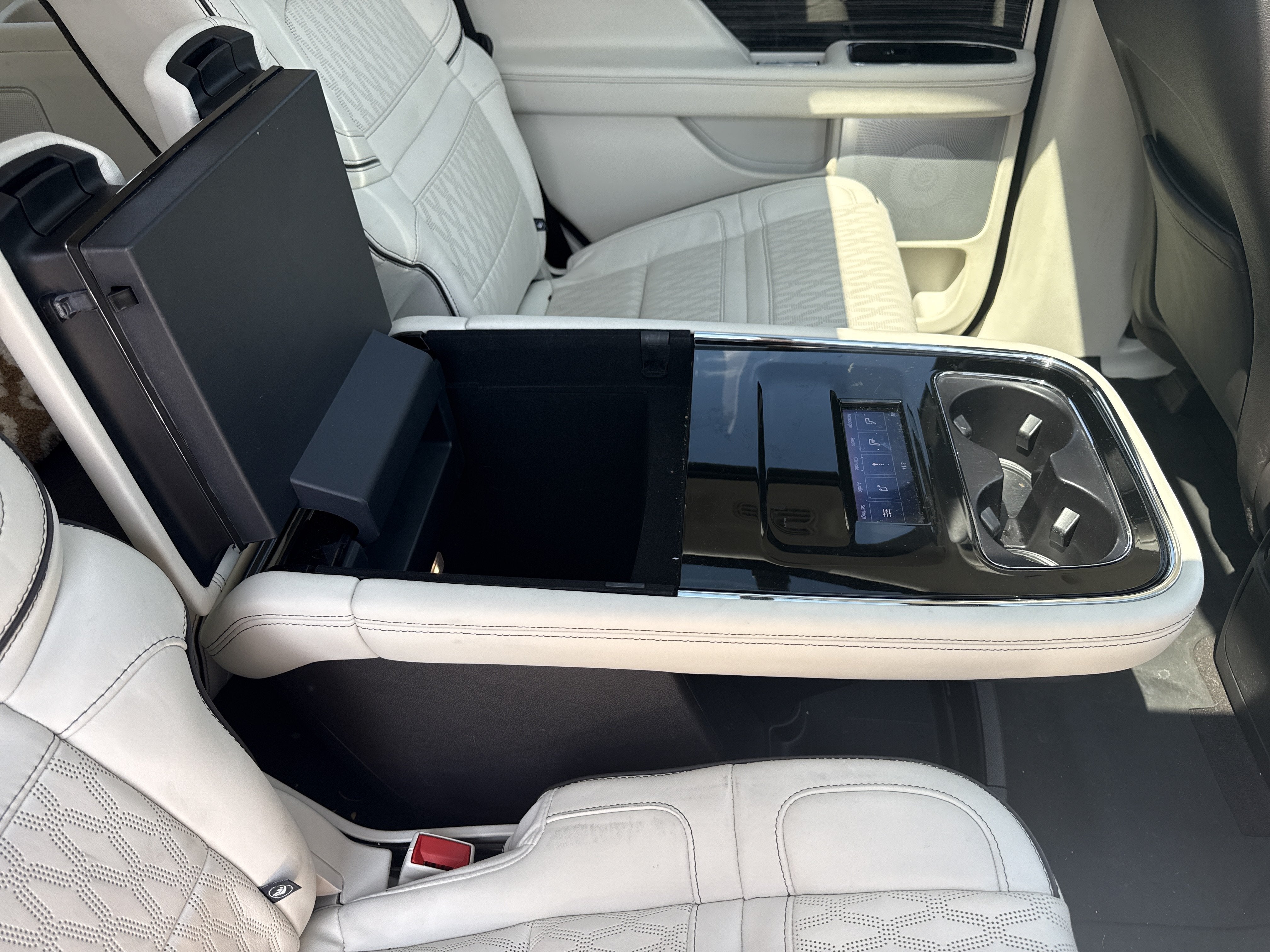 2024 Lincoln Navigator Black Label