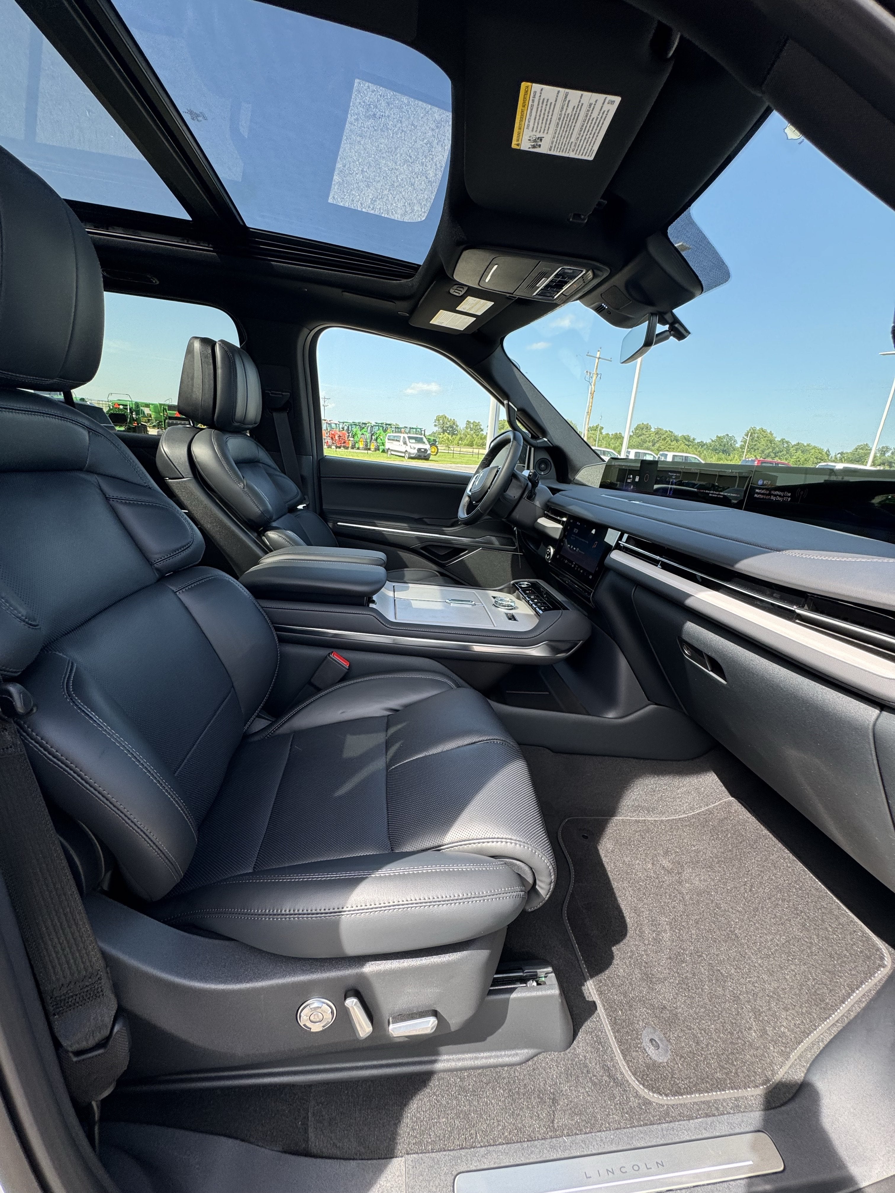 2026 Lincoln Navigator L Reserve
