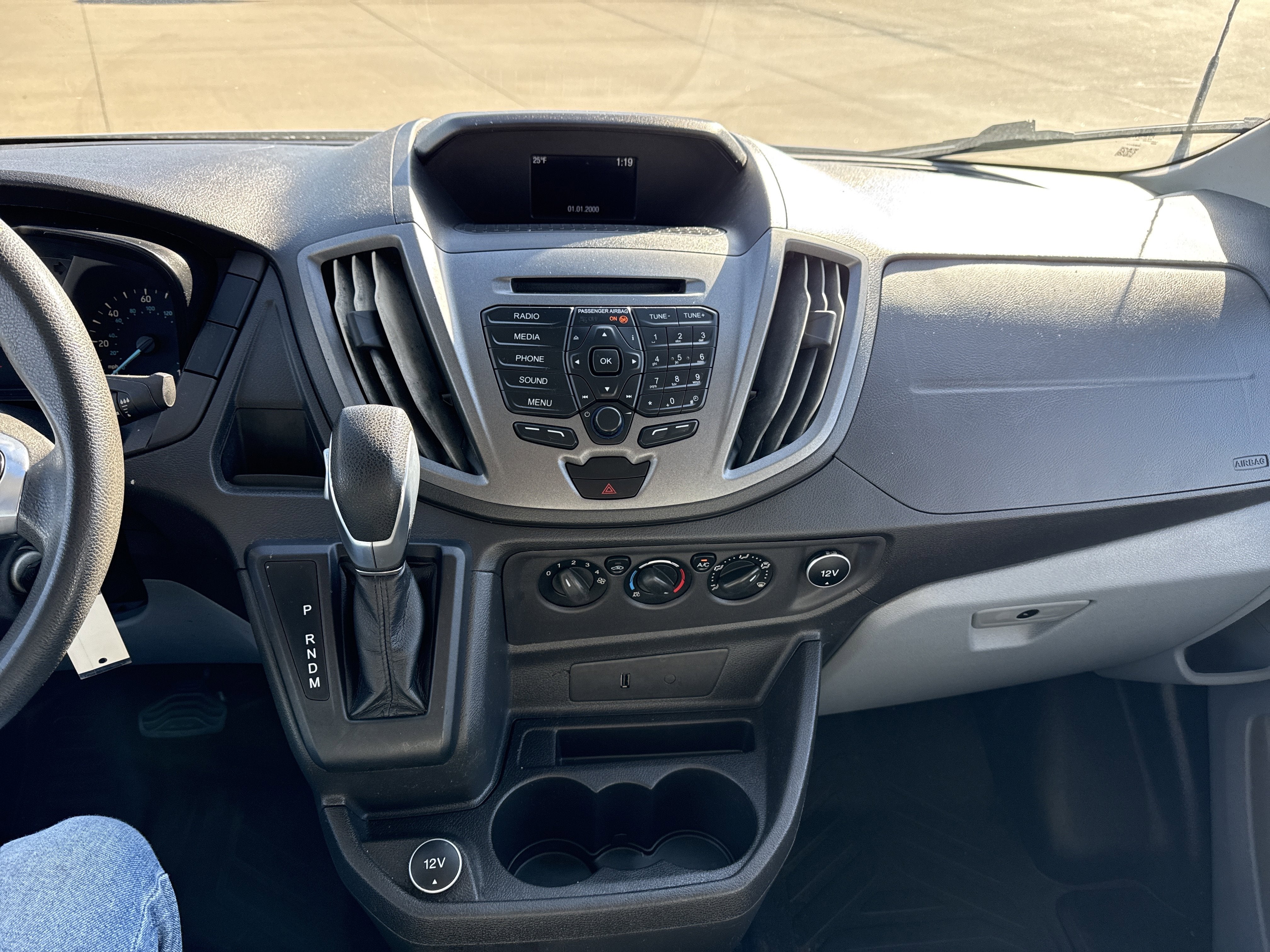 2018 Ford Transit Cutaway Box