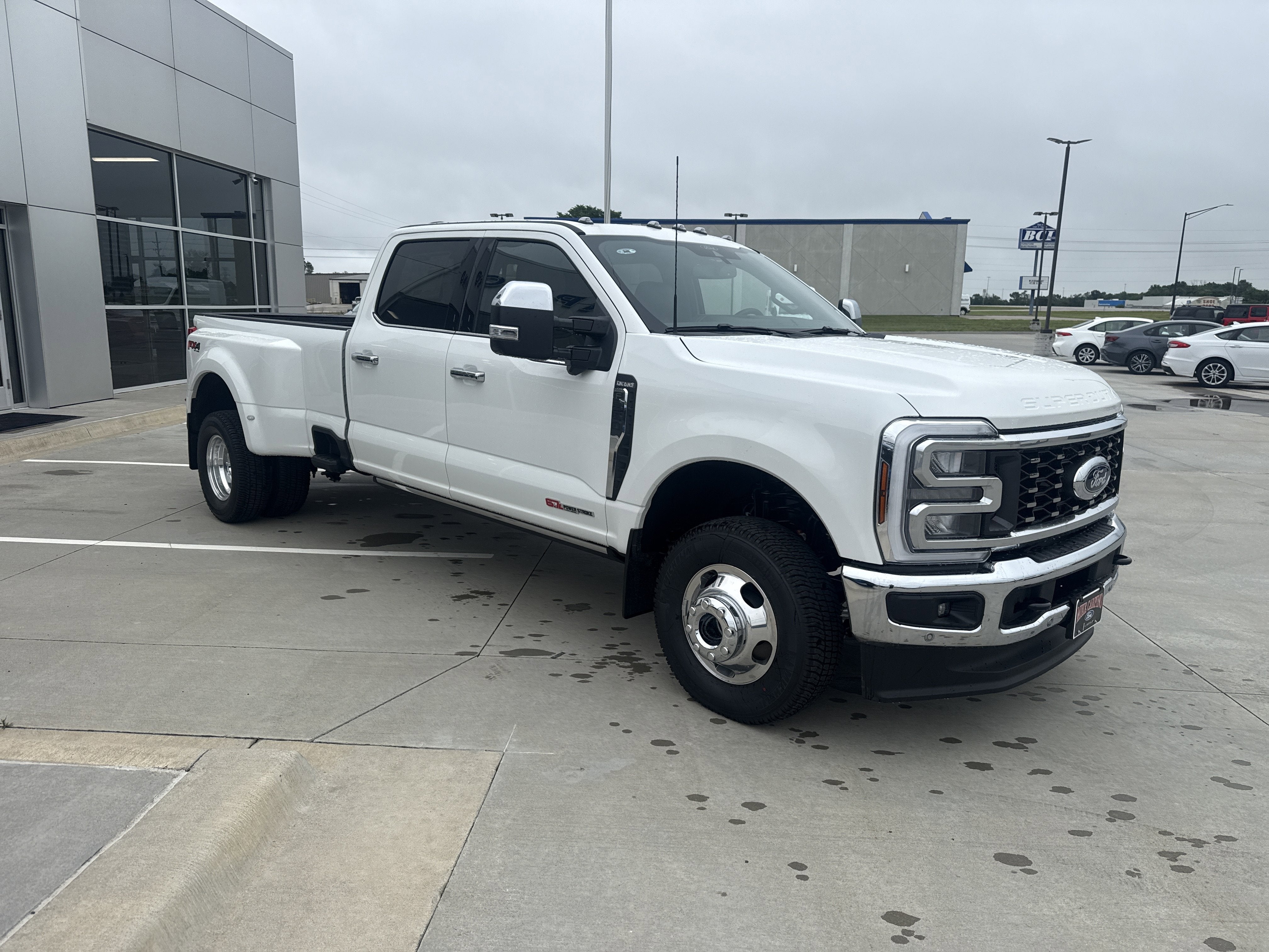 2026 Ford Super Duty F-350 DRW King Ranch