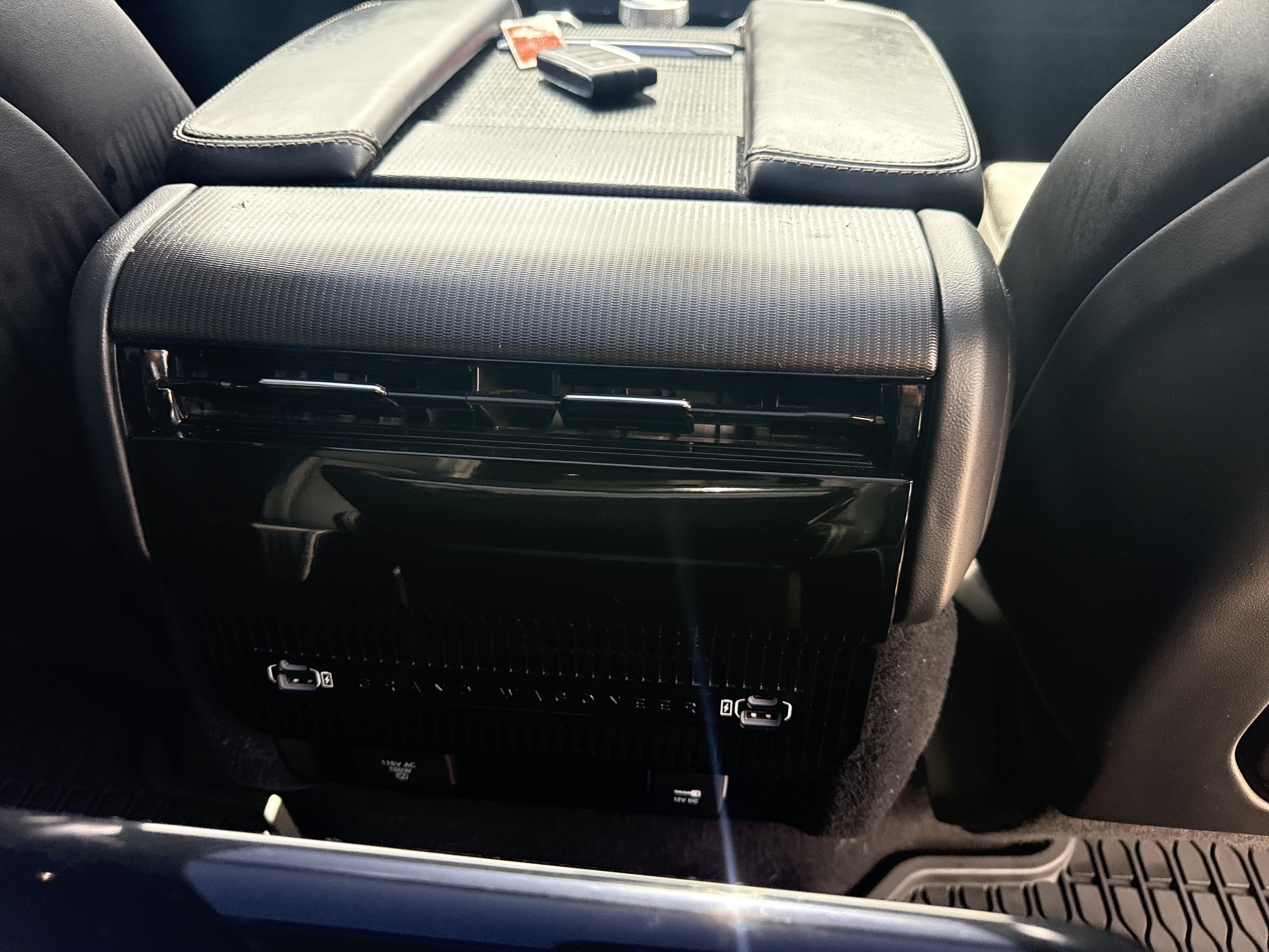 2024 Jeep Grand Wagoneer Series II Obsidian
