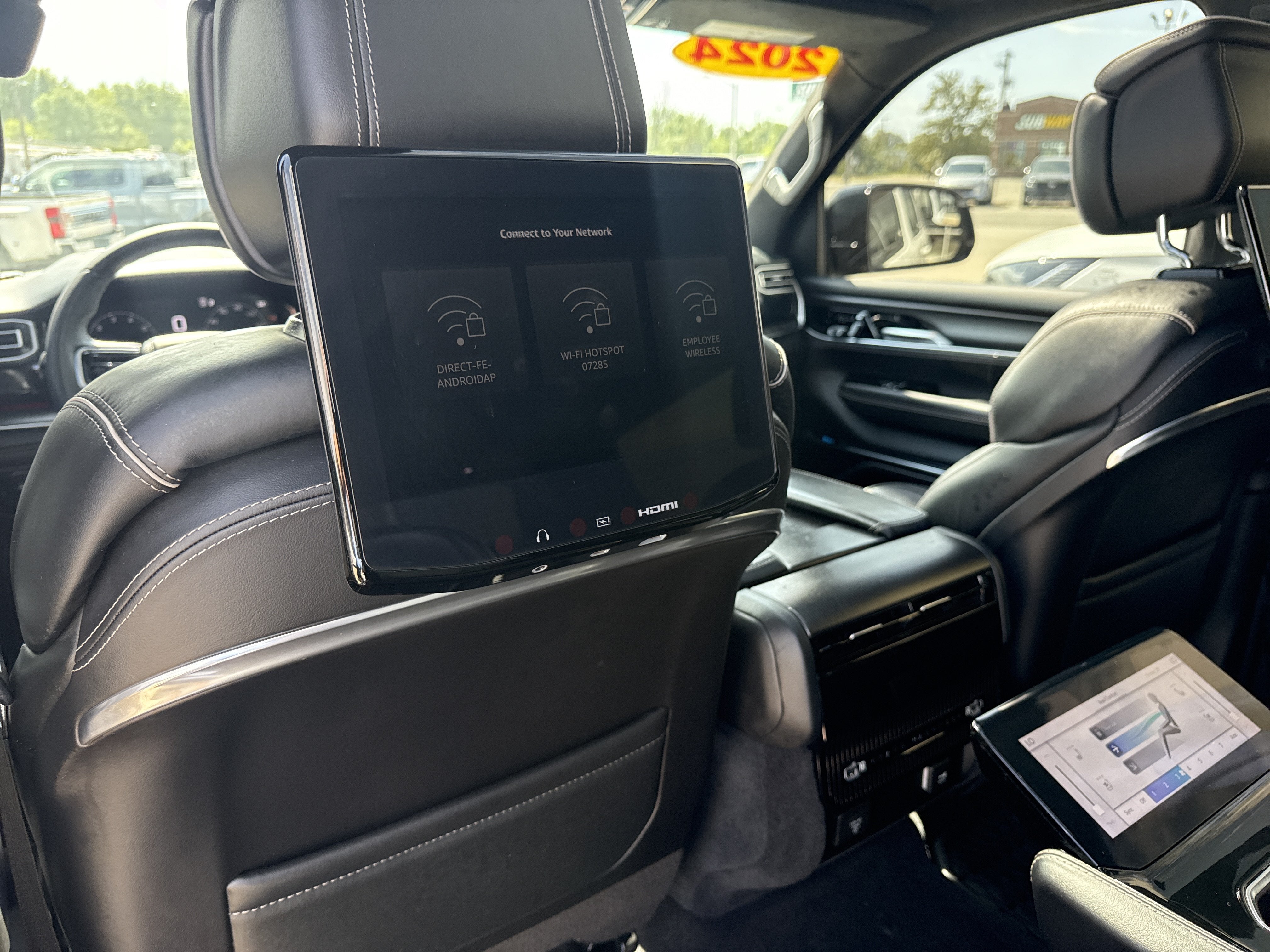 2024 Jeep Grand Wagoneer Series II Obsidian