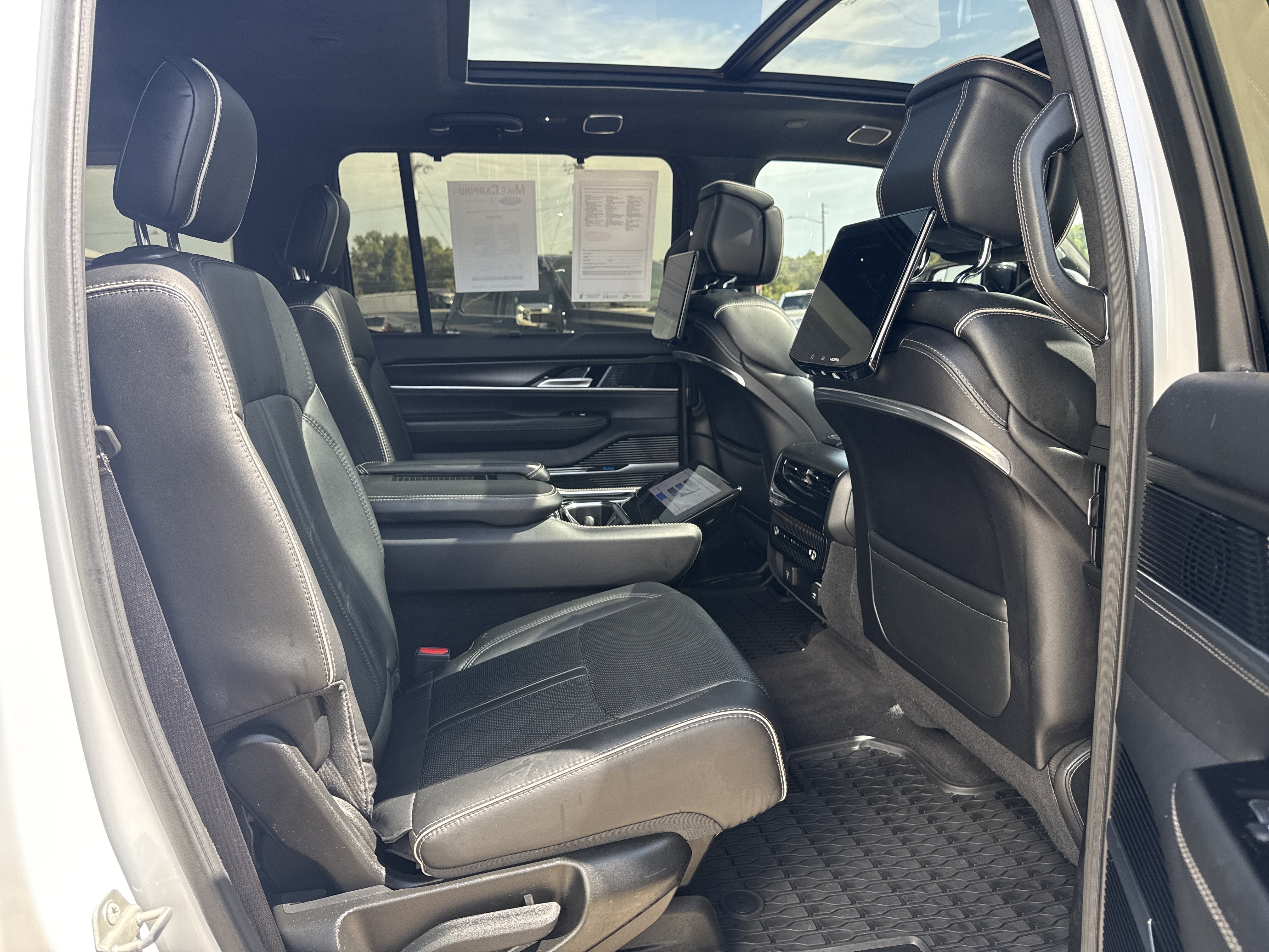 2024 Jeep Grand Wagoneer Series II Obsidian