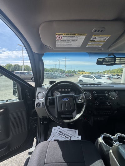 2010 Ford Super Duty F-550 DRW Lariat