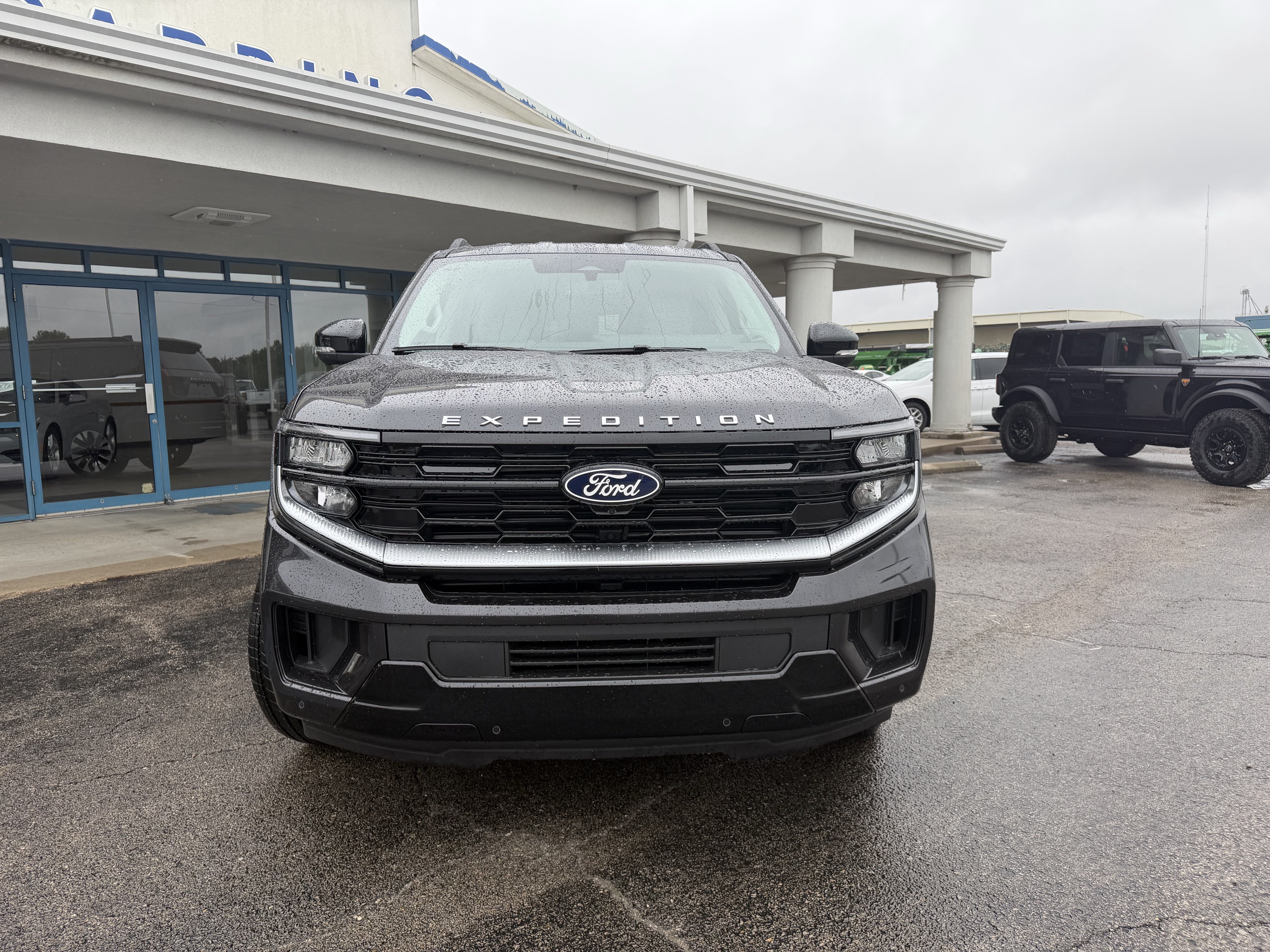 2027 Ford Expedition Platinum