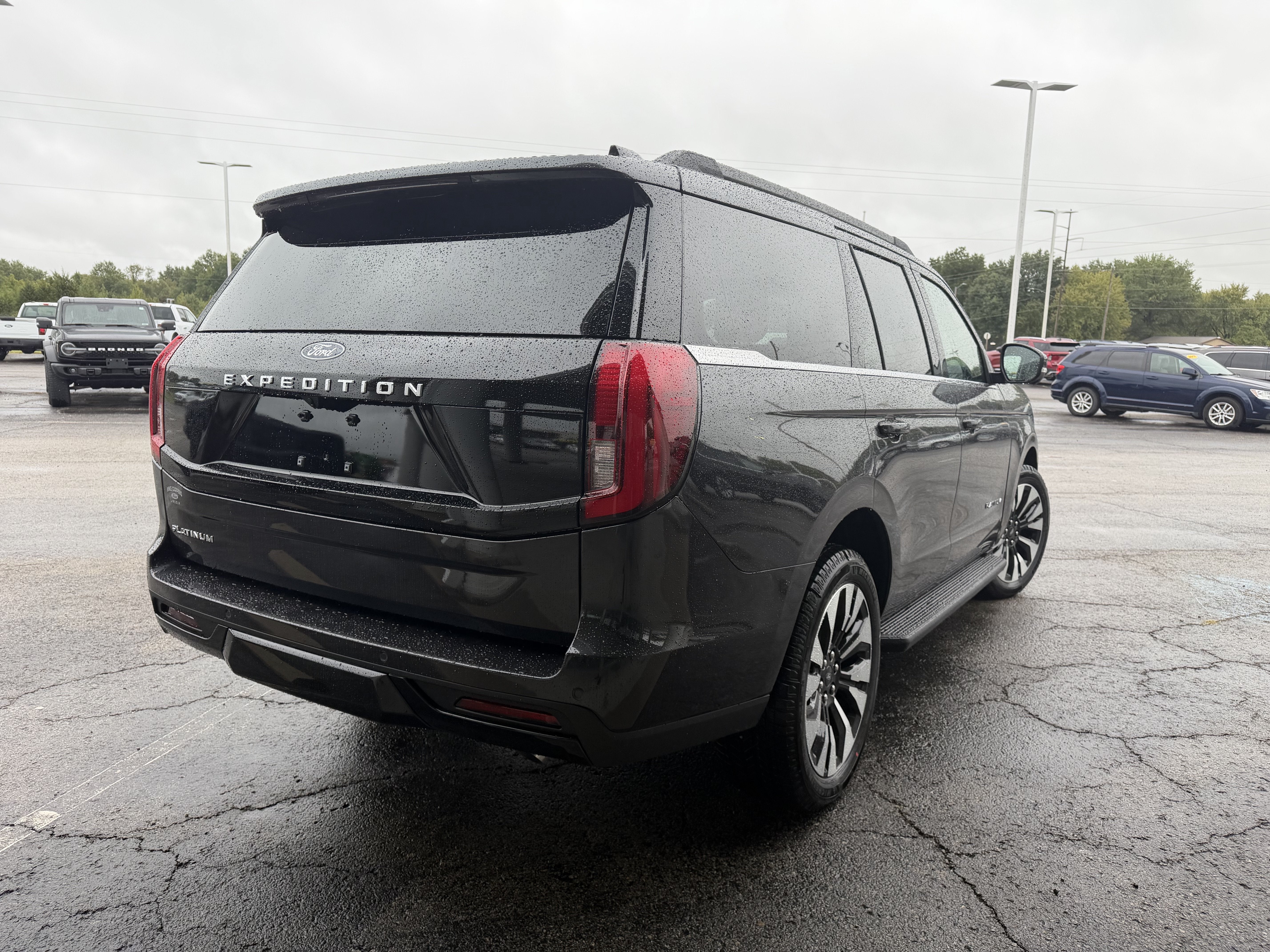 2027 Ford Expedition Platinum