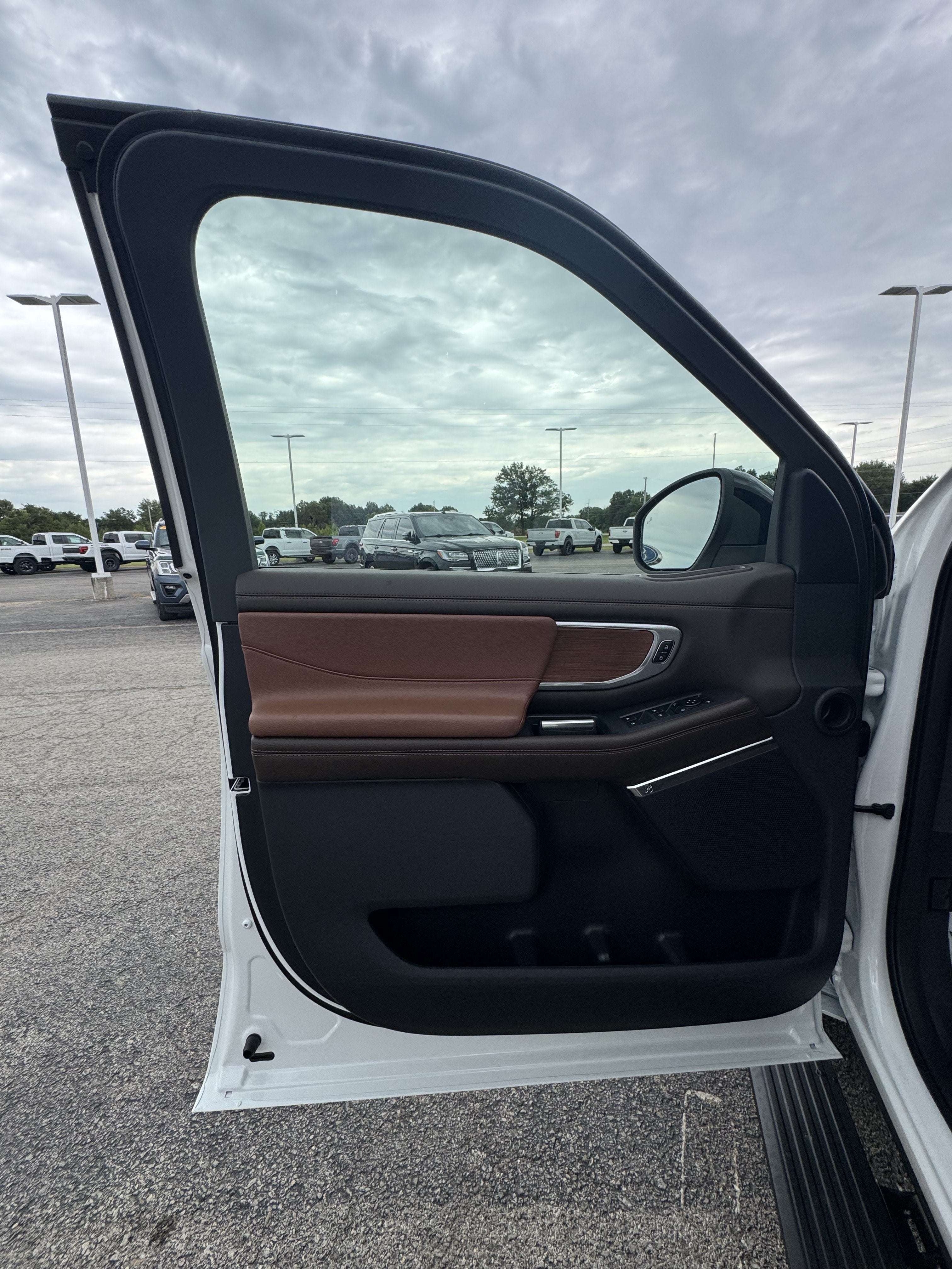 2027 Ford Expedition King Ranch