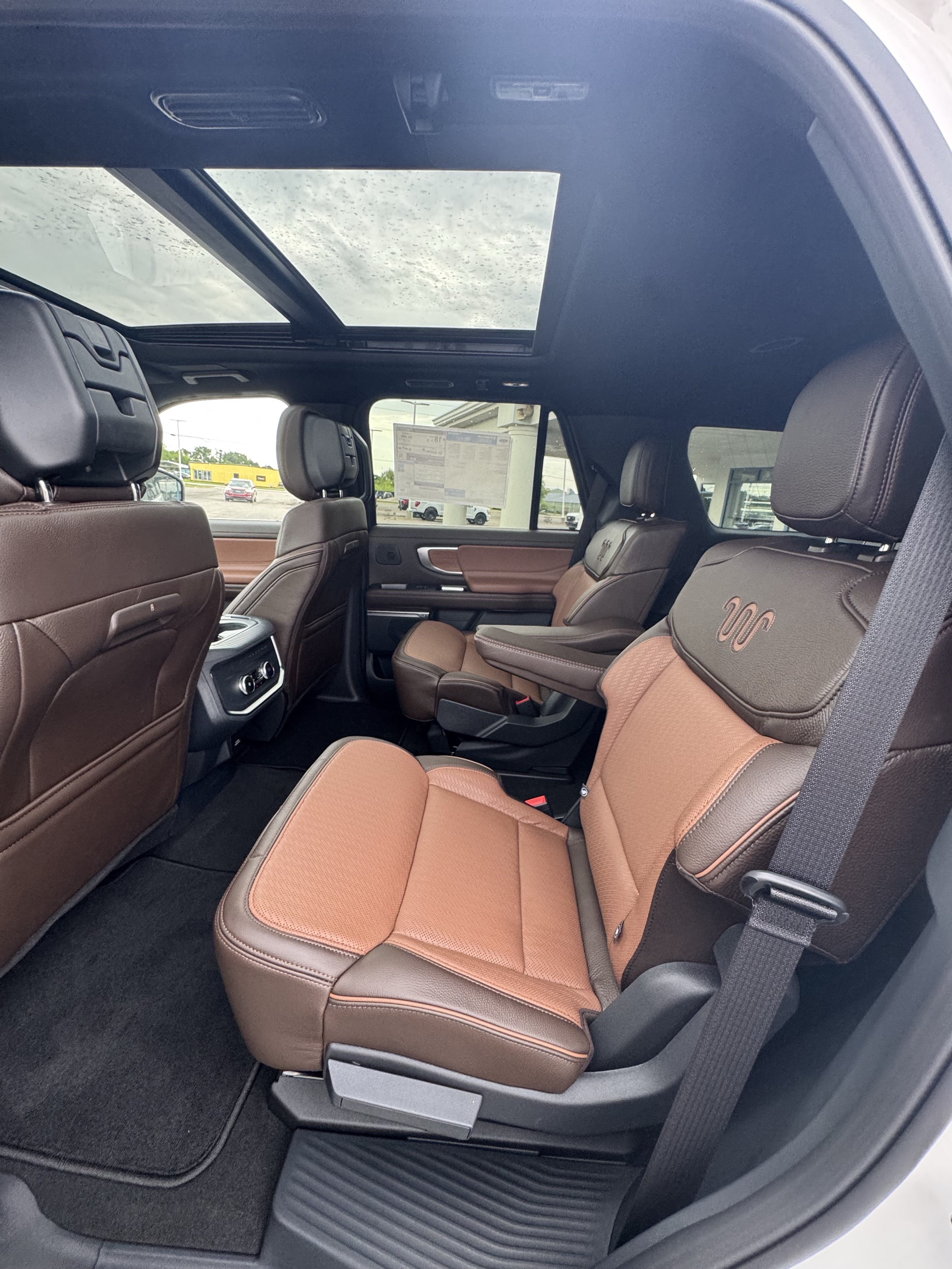 2027 Ford Expedition King Ranch