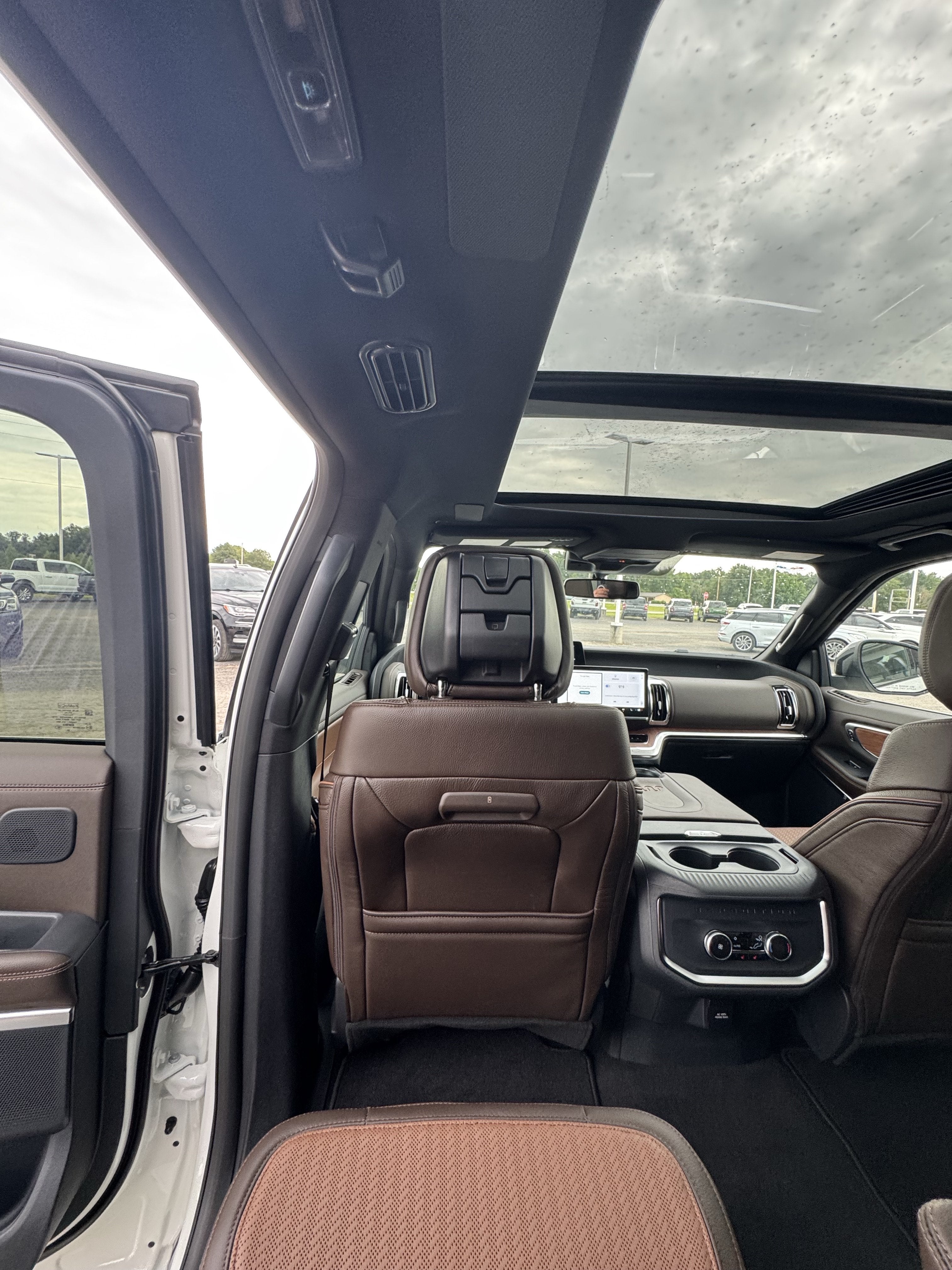 2027 Ford Expedition King Ranch