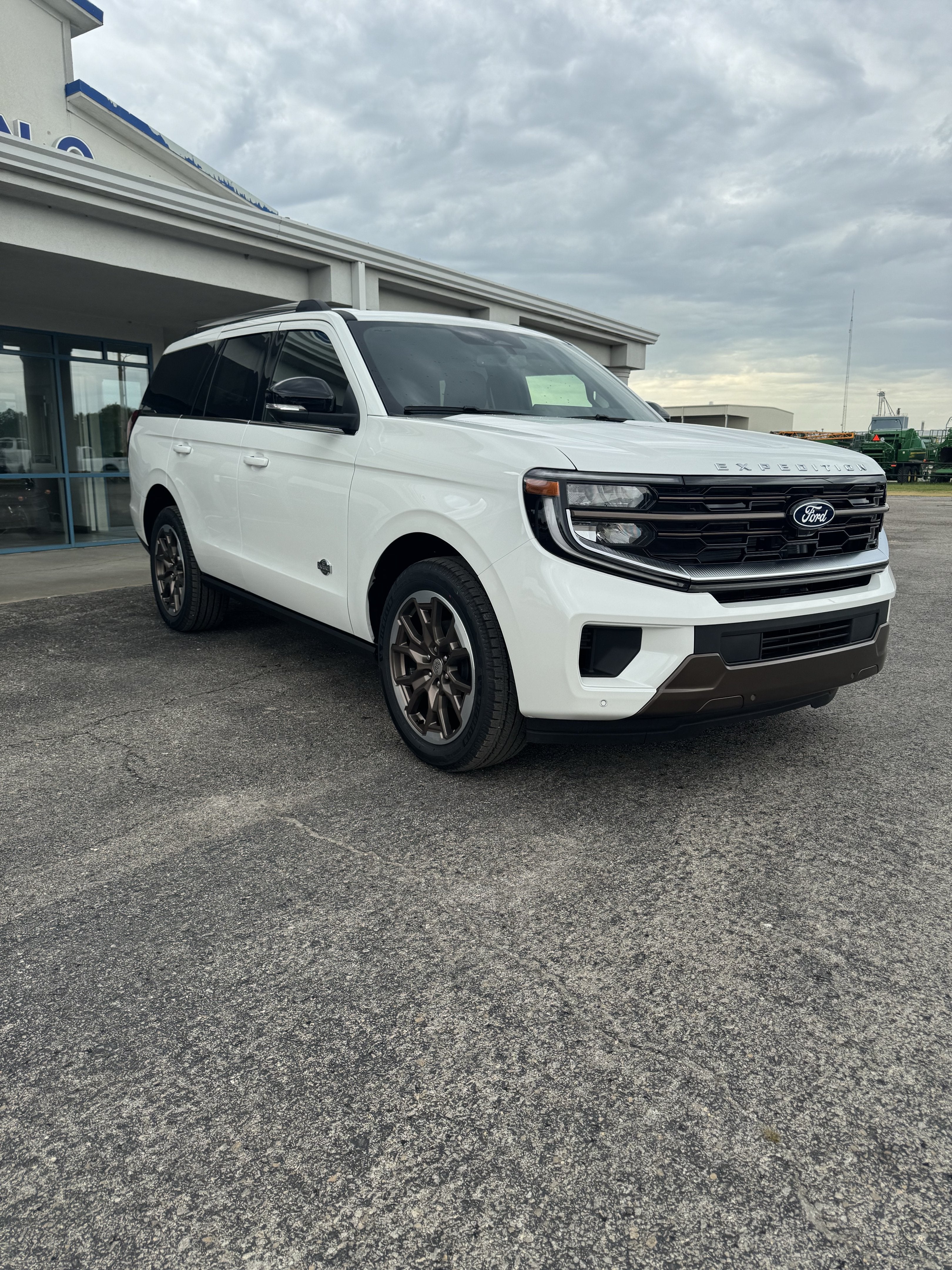 2027 Ford Expedition King Ranch