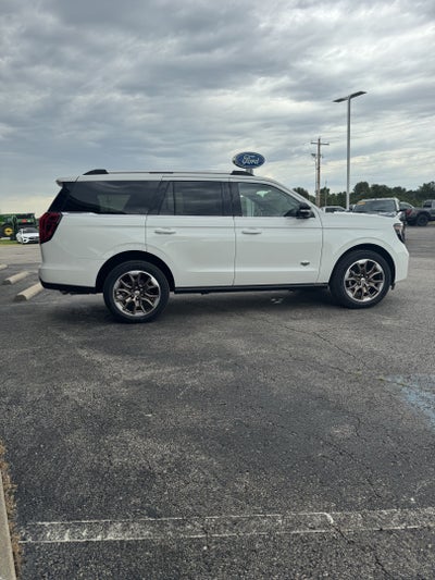 2027 Ford Expedition King Ranch