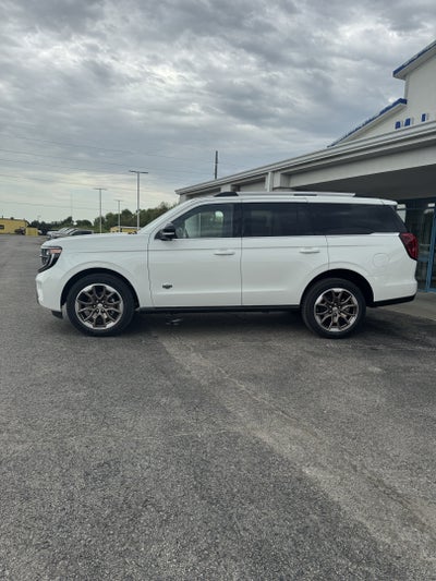 2027 Ford Expedition King Ranch