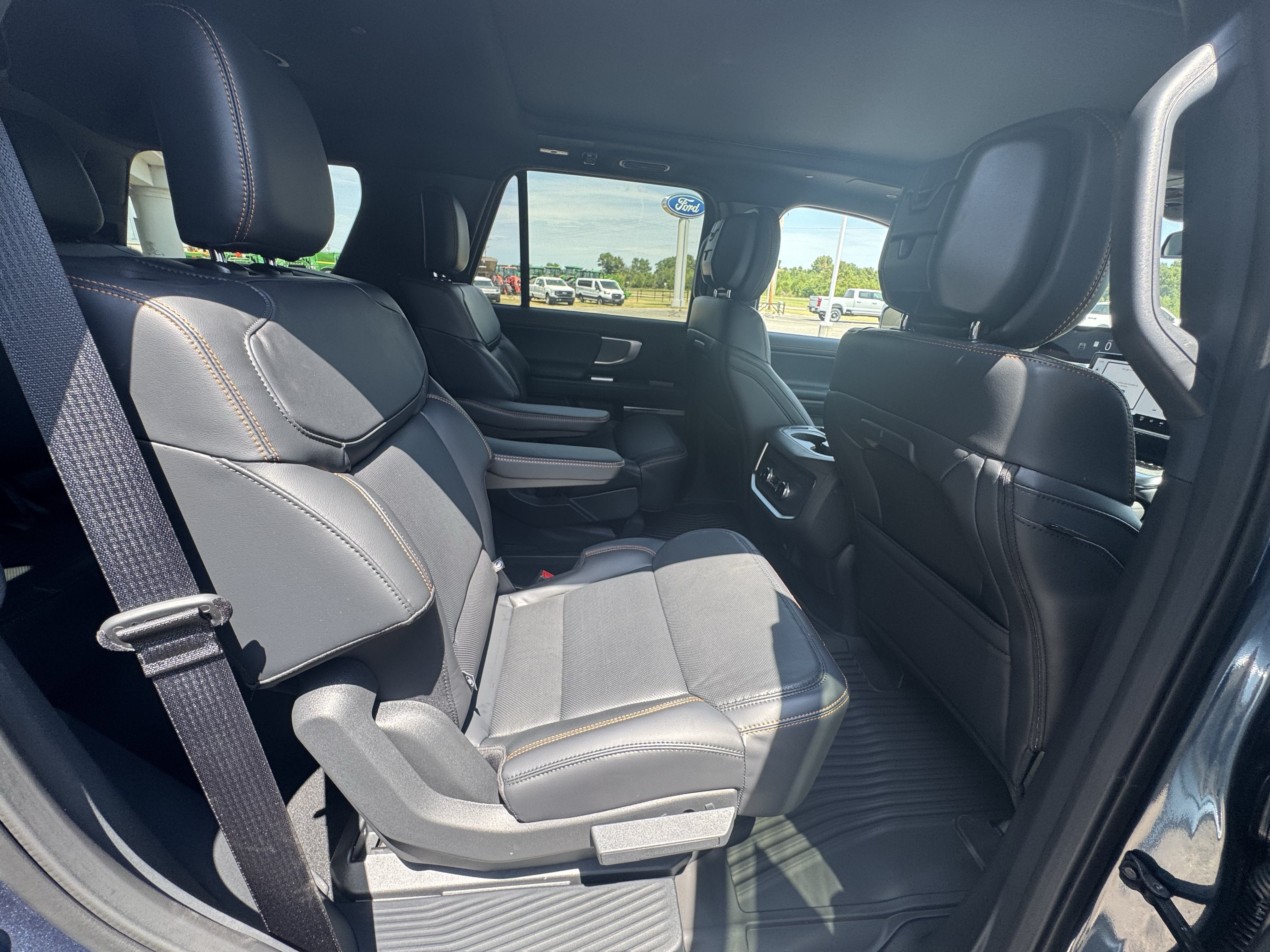 2027 Ford Expedition Tremor