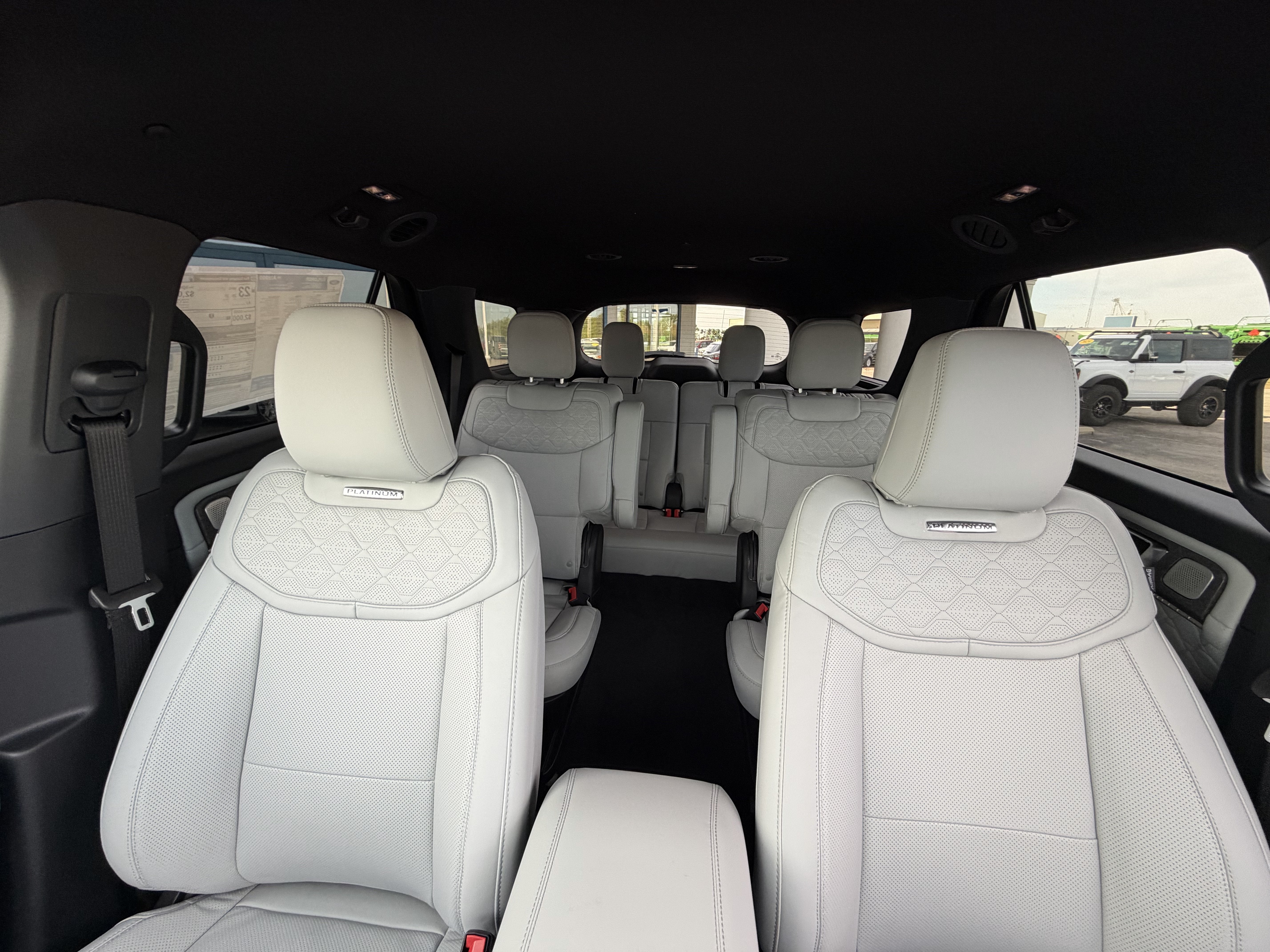 2027 Ford Explorer Platinum
