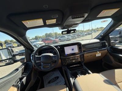 2027 Ford Super Duty F-350 SRW F-350® Lariat®