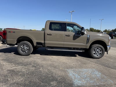 2027 Ford Super Duty F-350 SRW F-350® Lariat®