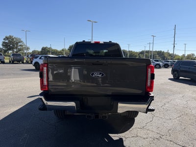 2027 Ford Super Duty F-350 SRW F-350® Lariat®
