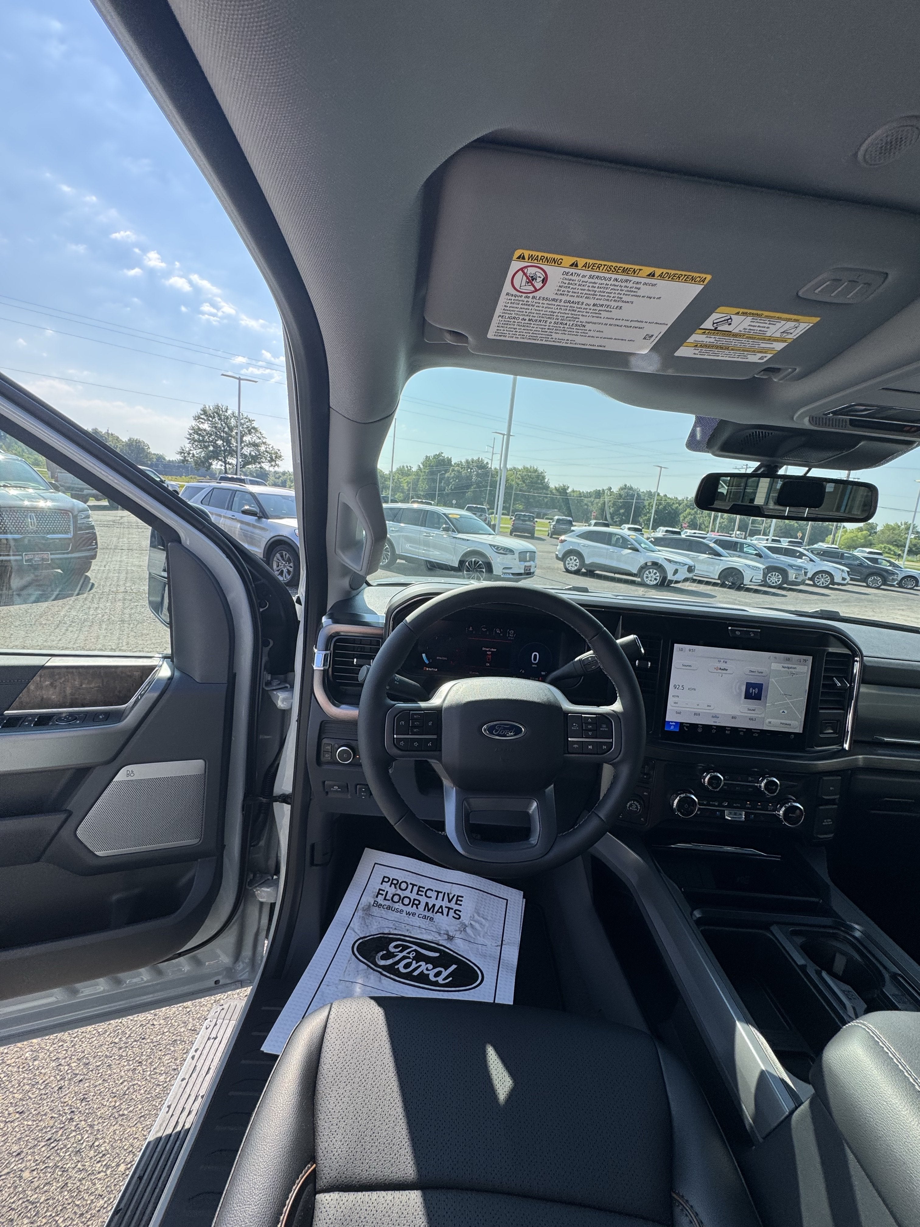 2026 Ford Super Duty F-350 SRW F-350® Lariat®