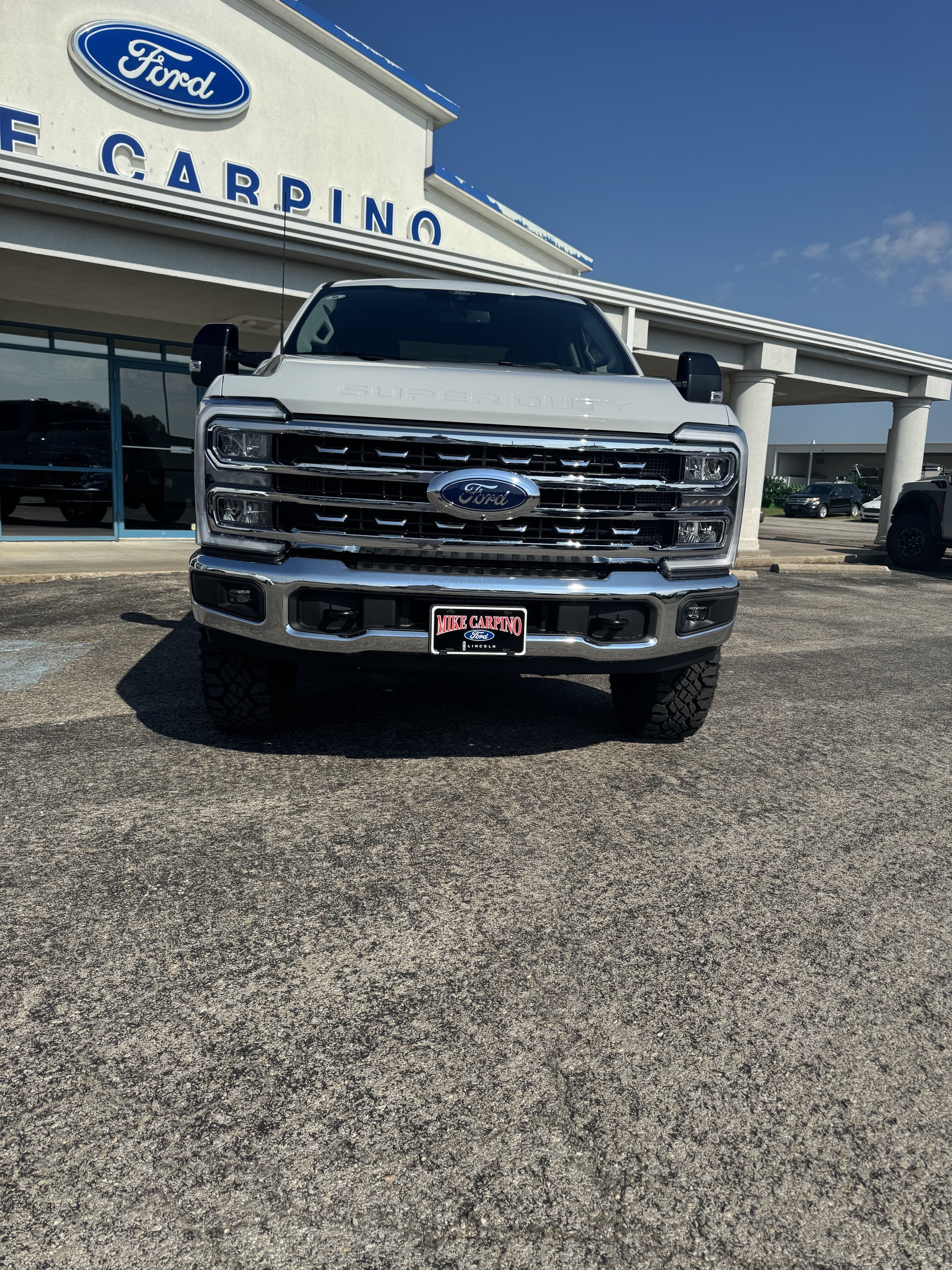 2026 Ford Super Duty F-350 SRW F-350® Lariat®