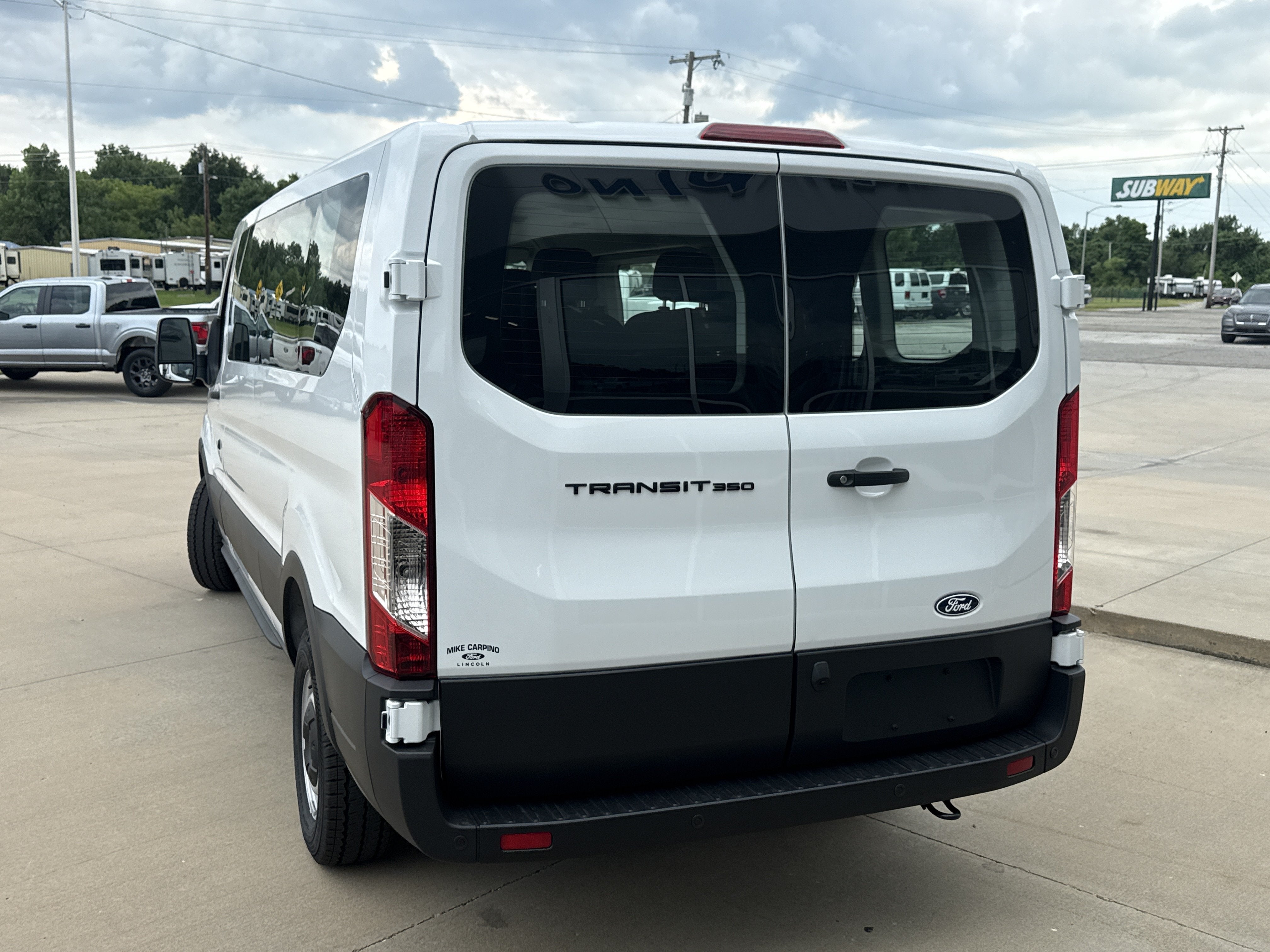 2026 Ford Transit Passenger Wagon XL