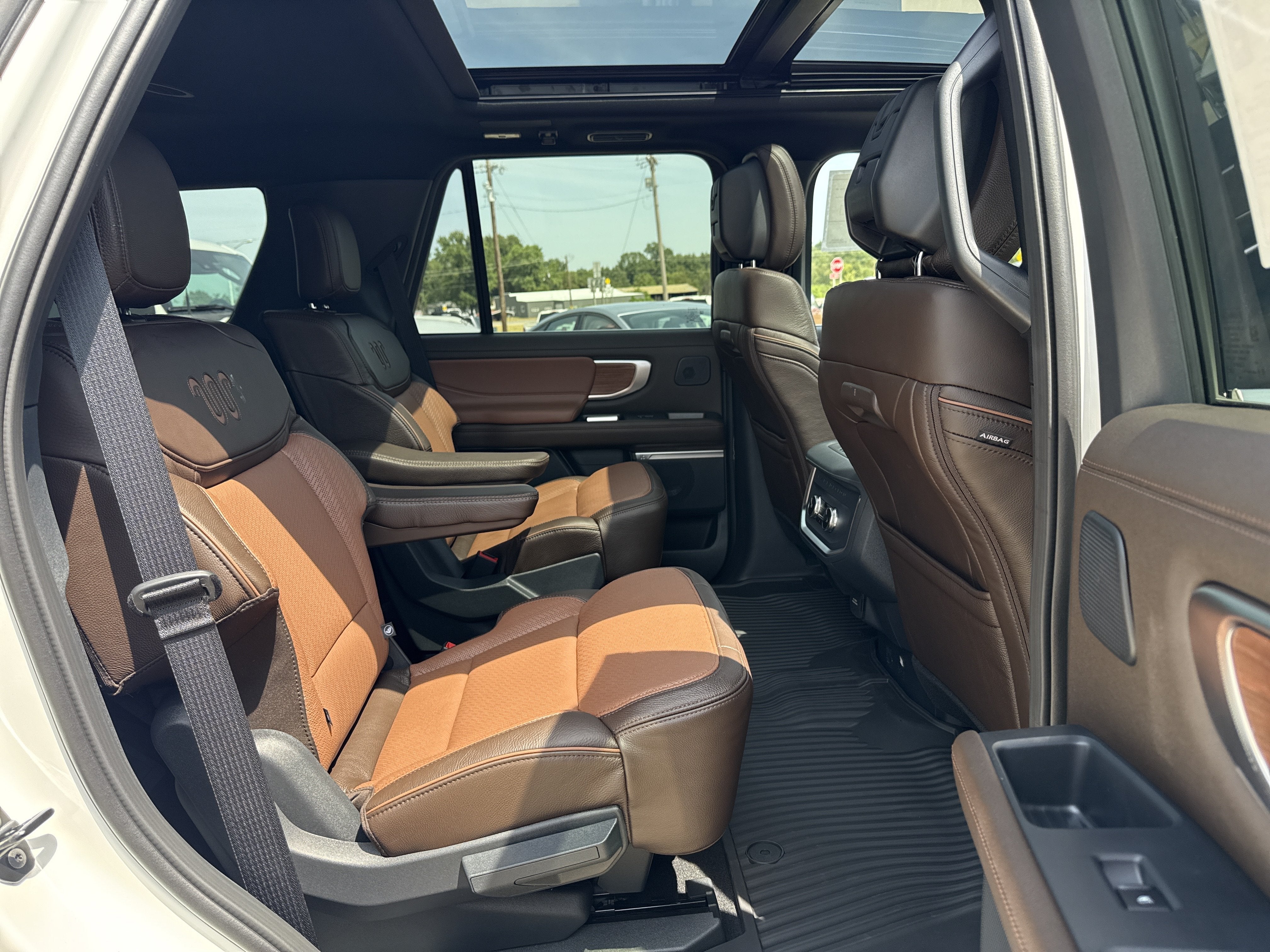 2027 Ford Expedition King Ranch