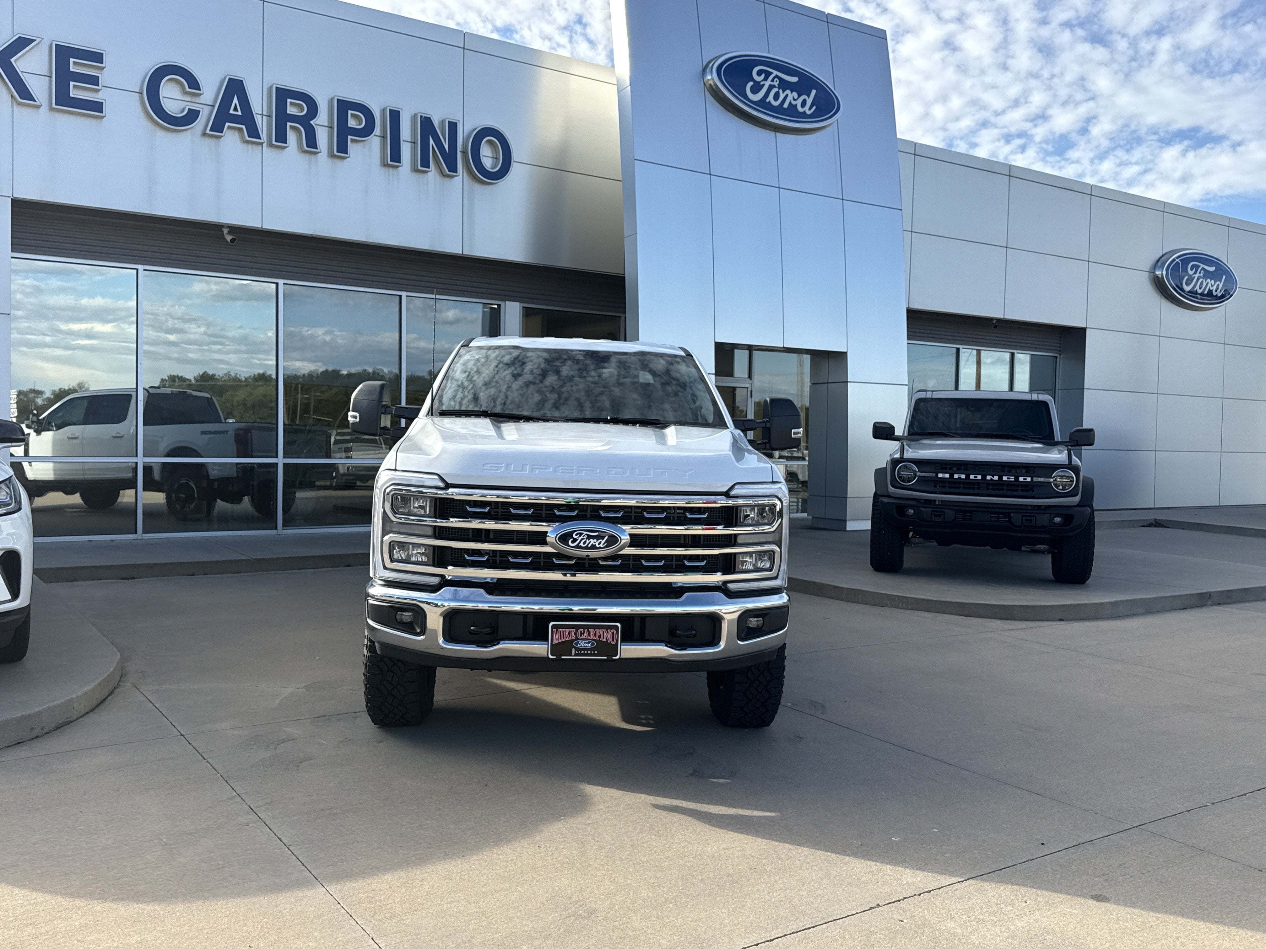 2027 Ford Super Duty F-250 SRW XLT