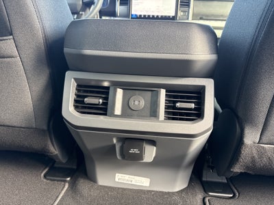 2027 Ford Super Duty F-250 SRW XLT