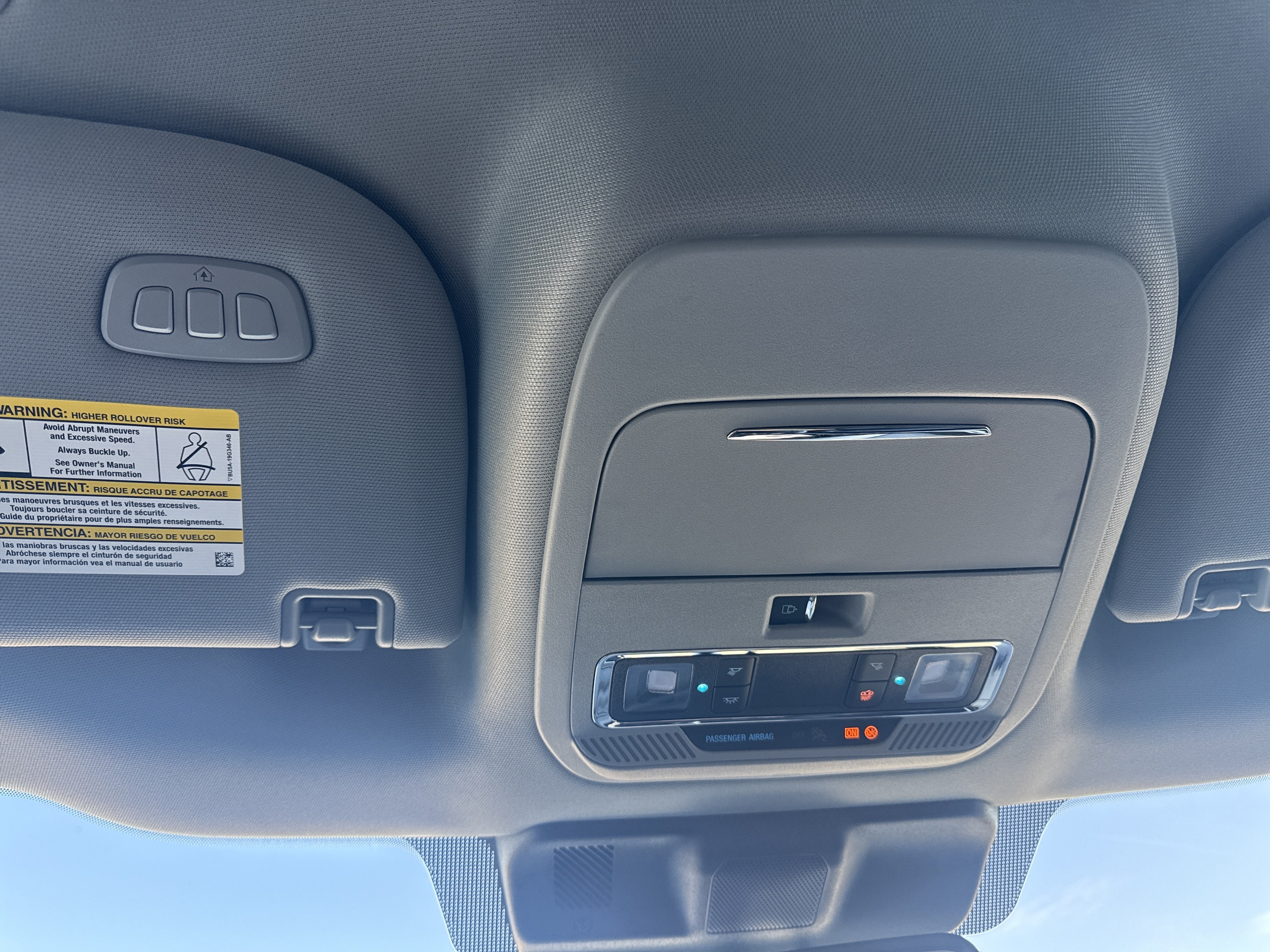 2027 Ford Super Duty F-250 SRW F-250® Lariat®