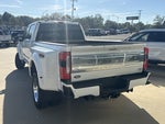 2027 Ford Super Duty F-450 DRW F-450® Platinum®