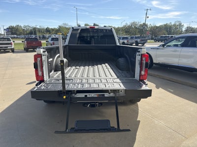 2027 Ford Super Duty F-450 DRW F-450® Platinum®