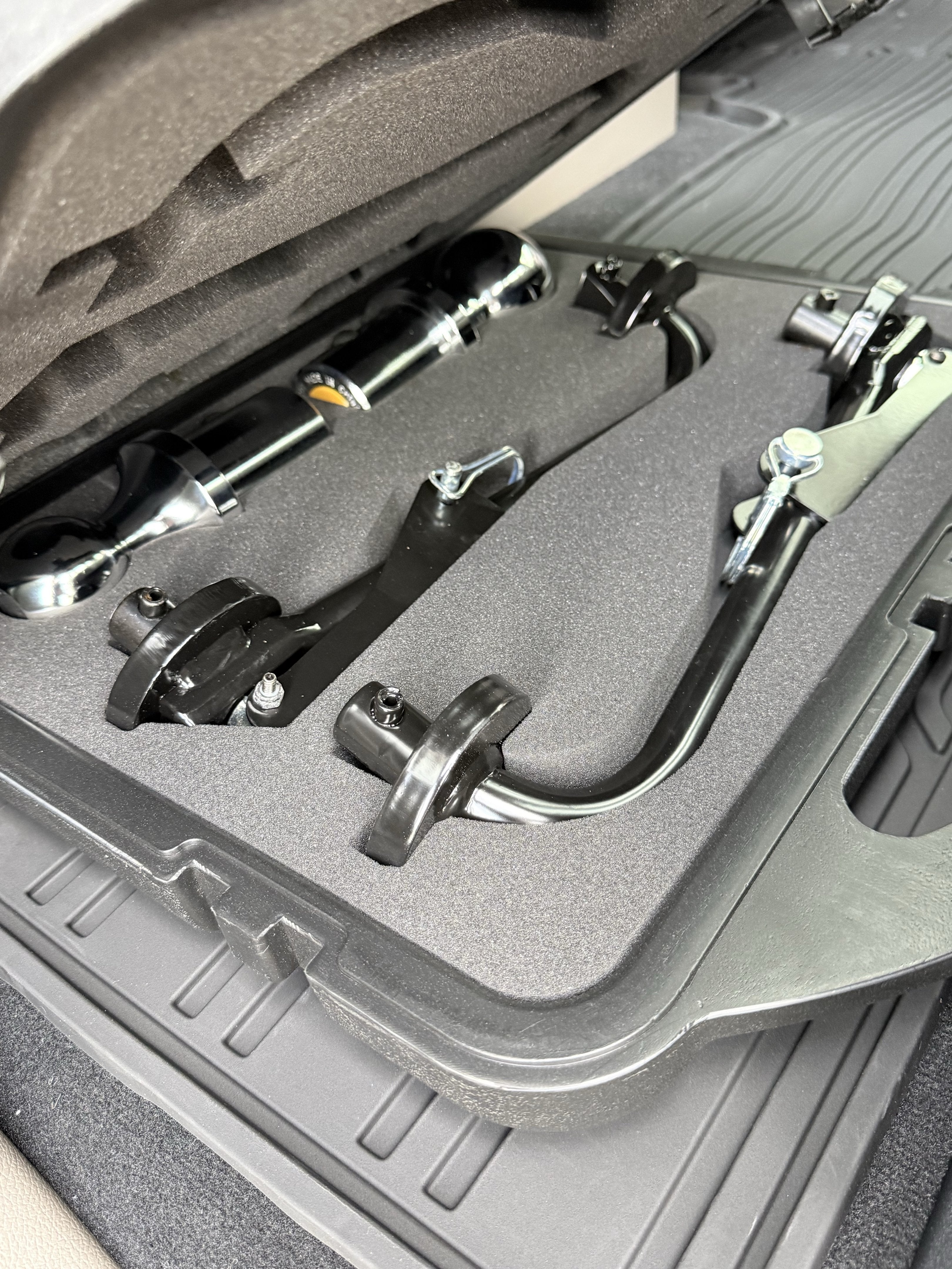 2027 Ford Super Duty F-450 DRW F-450® Platinum®