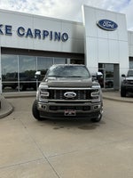 2027 Ford Super Duty F-450 DRW F-450® Platinum®
