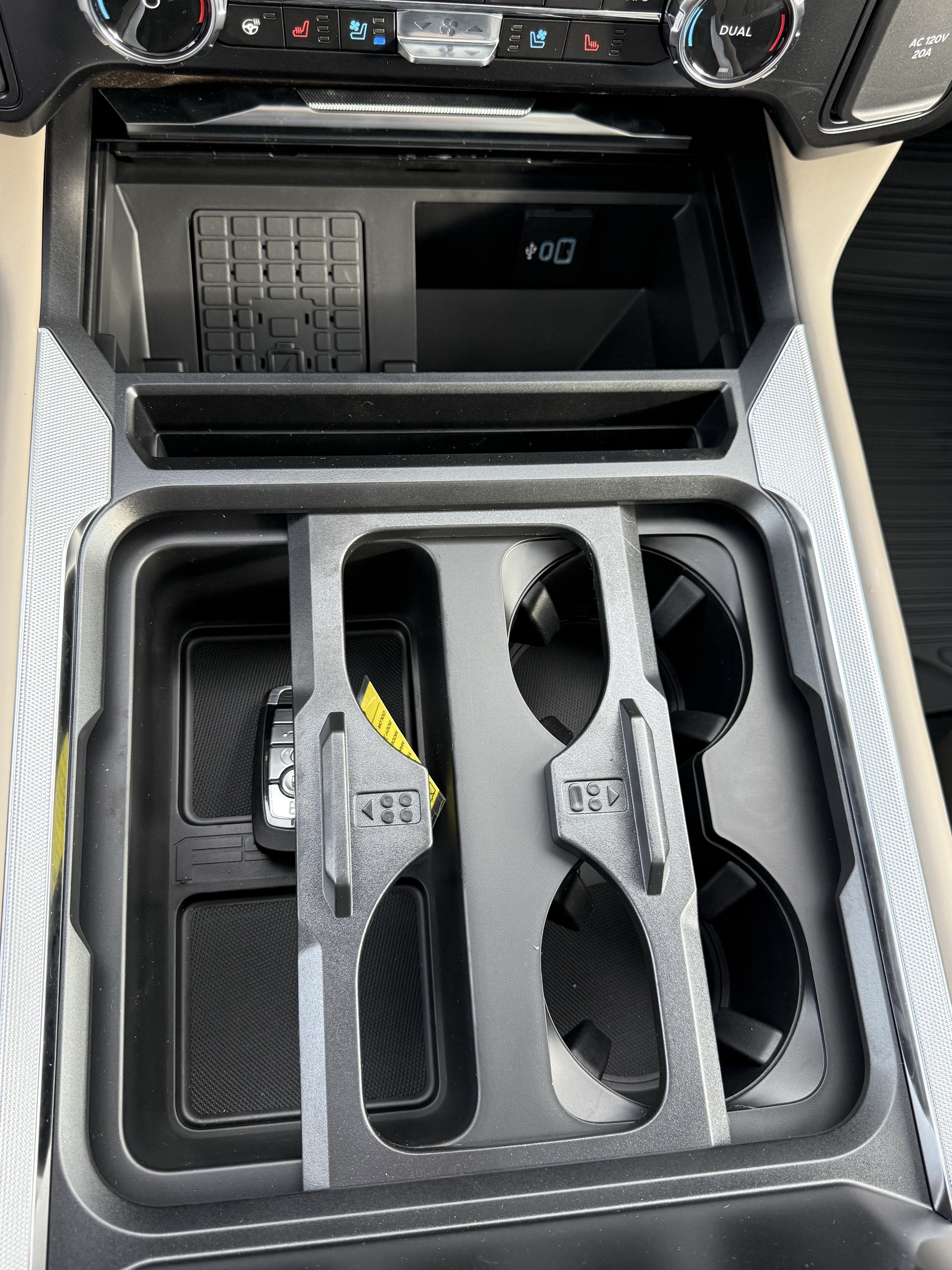 2027 Ford Super Duty F-450 DRW F-450® Platinum®