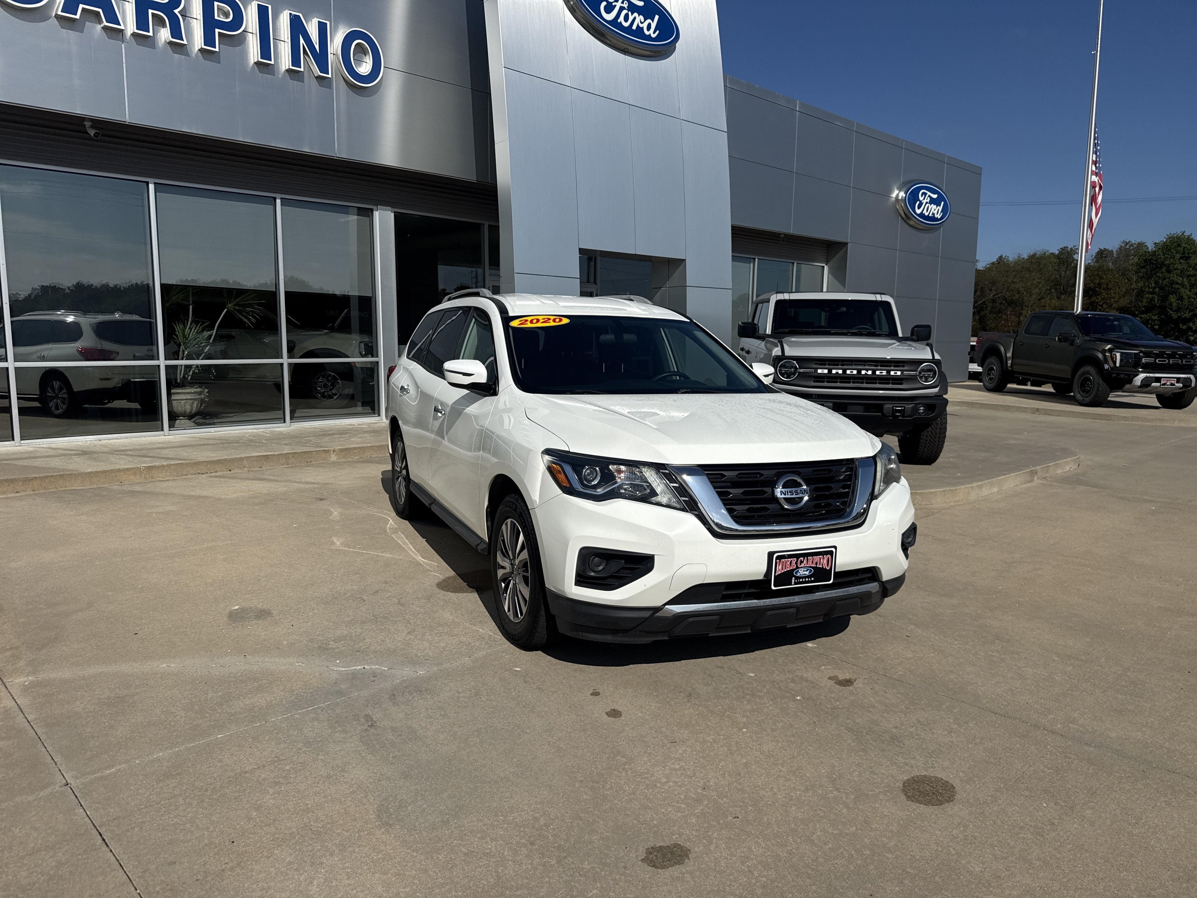 2020 Nissan Pathfinder S