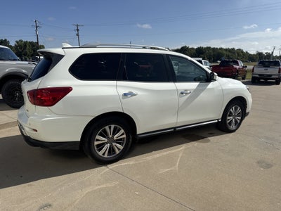 2020 Nissan Pathfinder S