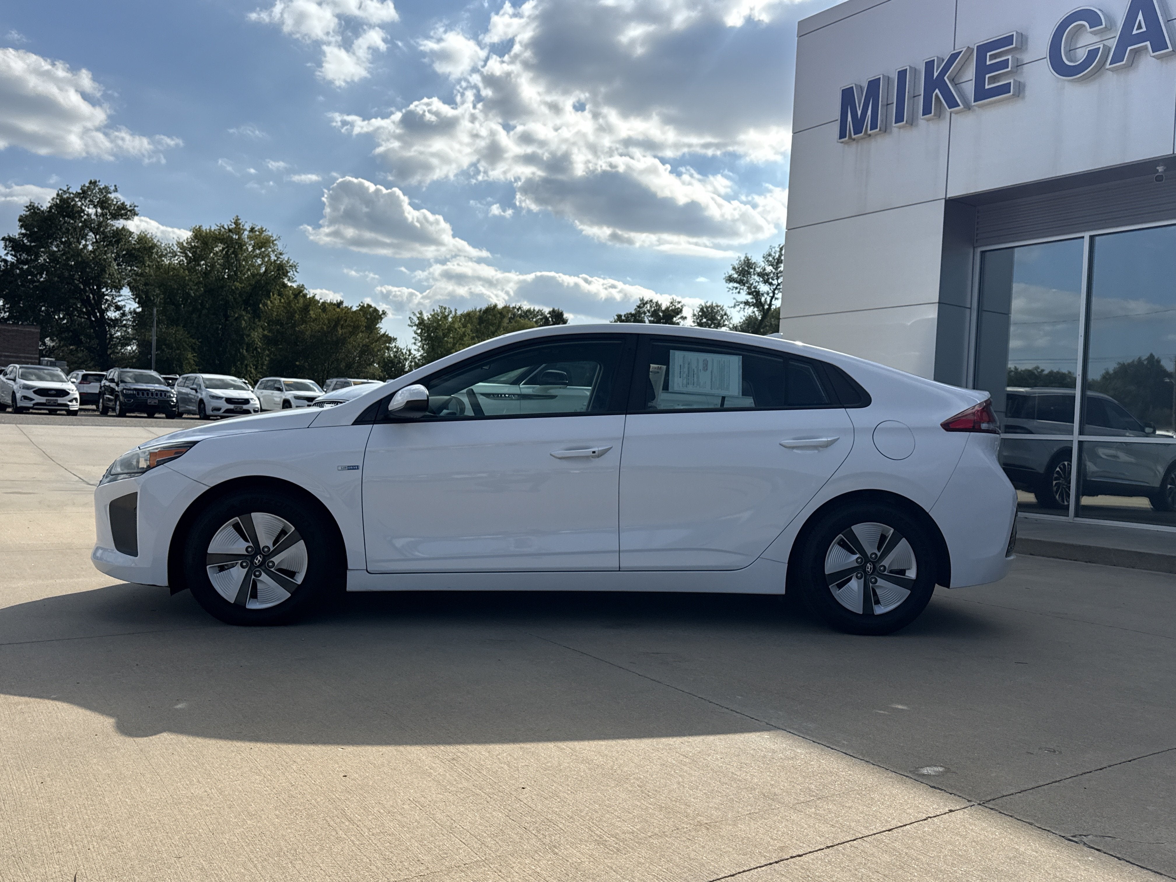 2018 Hyundai Ioniq Hybrid Blue